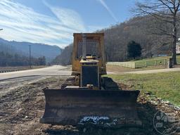 1993 CATERPILLAR D3C CRAWLER TRACTOR SN: 4HJ00879