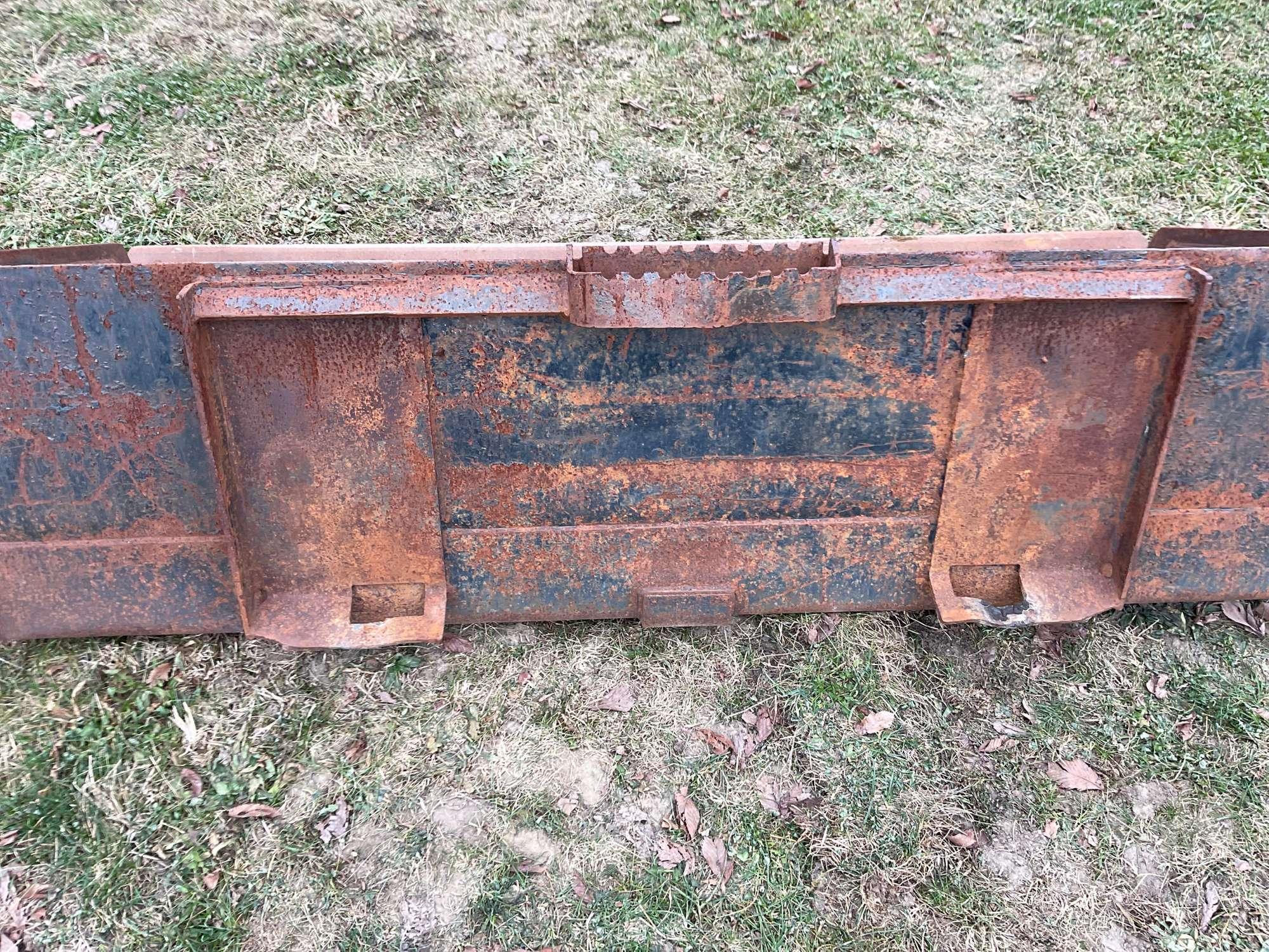 CAT SN: 46487 SMOOTH BUCKET 72 INCHES