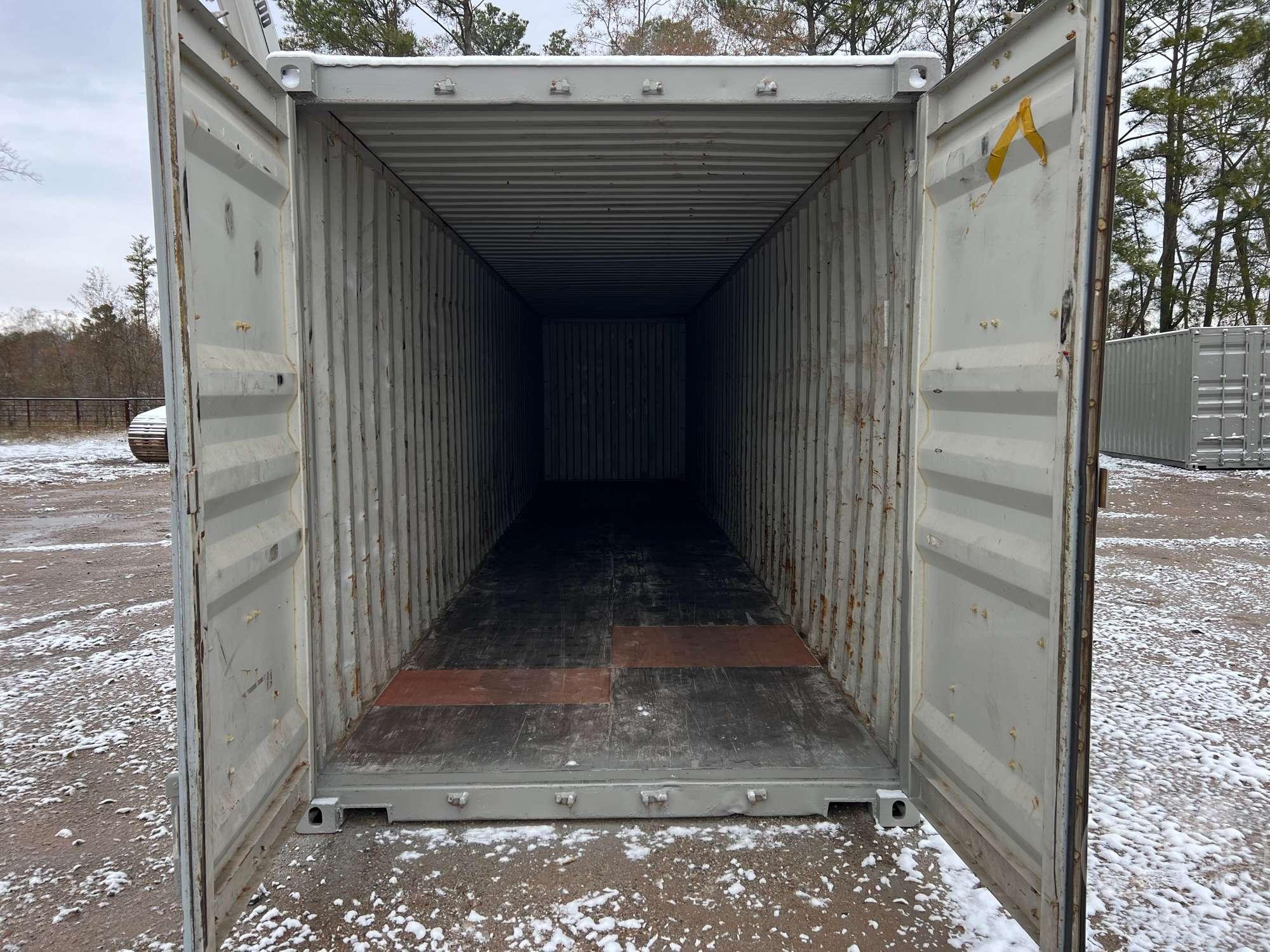 40' CONTAINER