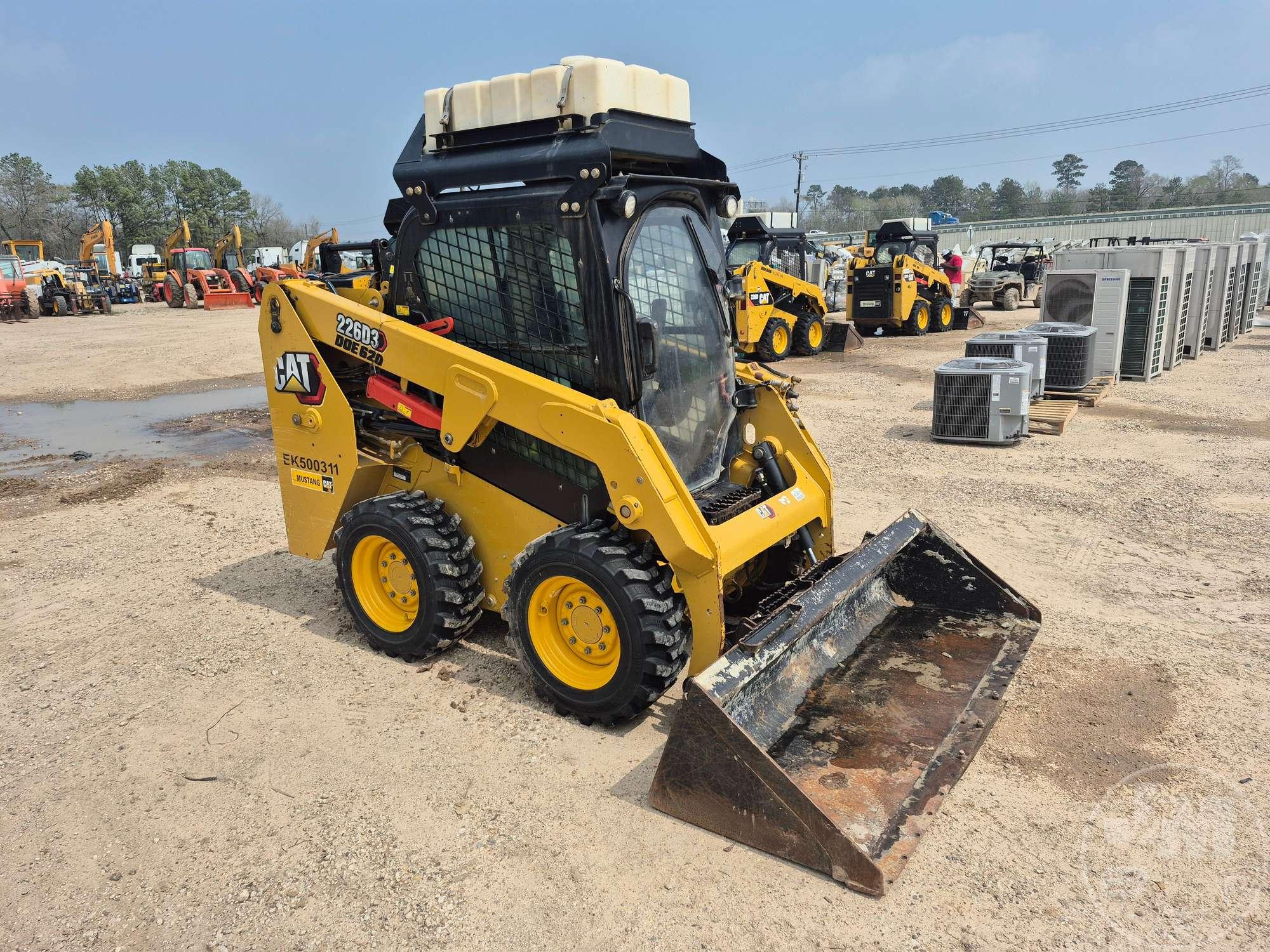2021 CATERPILLAR 226D SKID STEER LOADER SN: CAT0226DHEK500311
