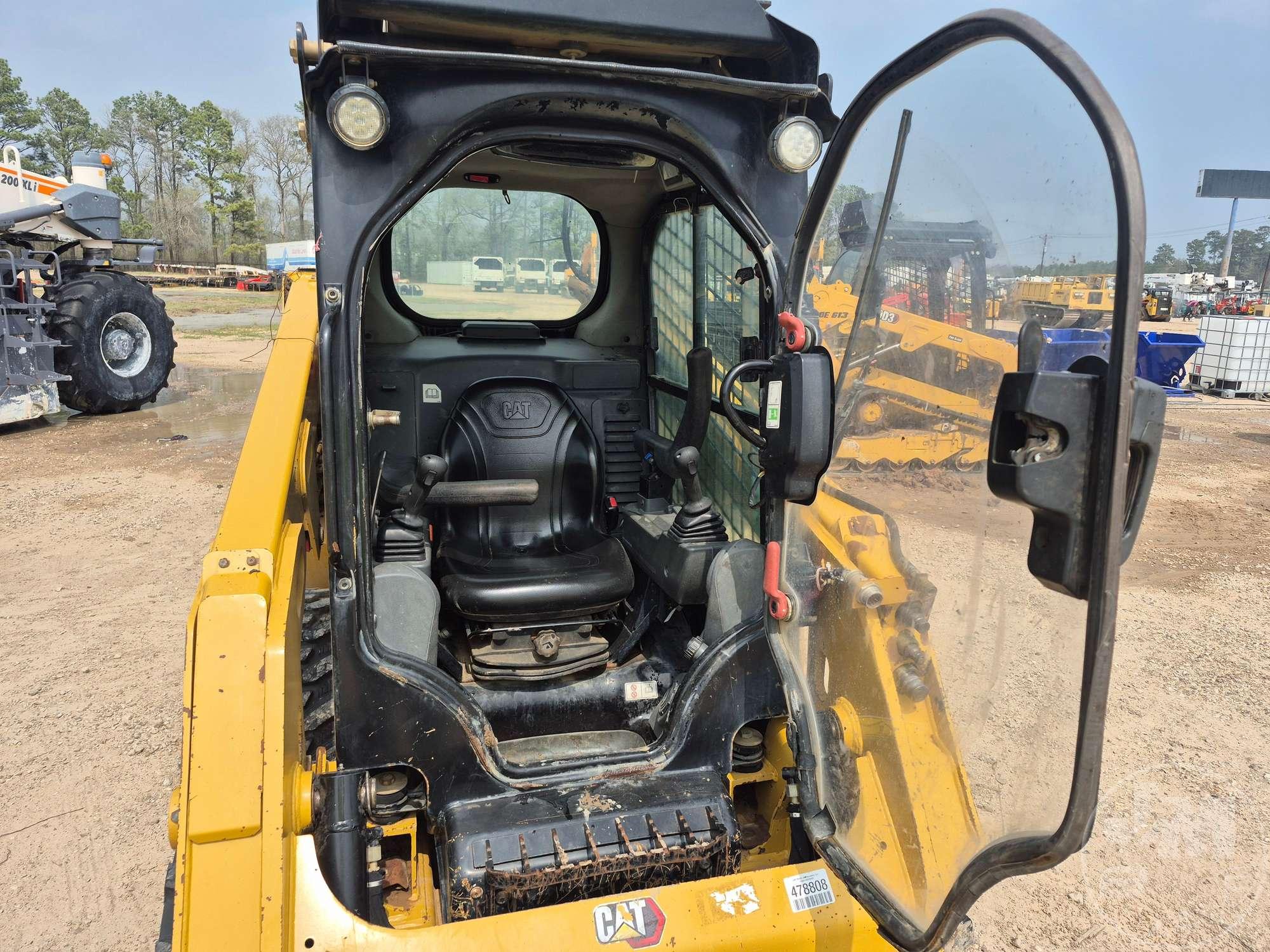 2021 CATERPILLAR 226D SKID STEER LOADER SN: CAT0226DHEK500311
