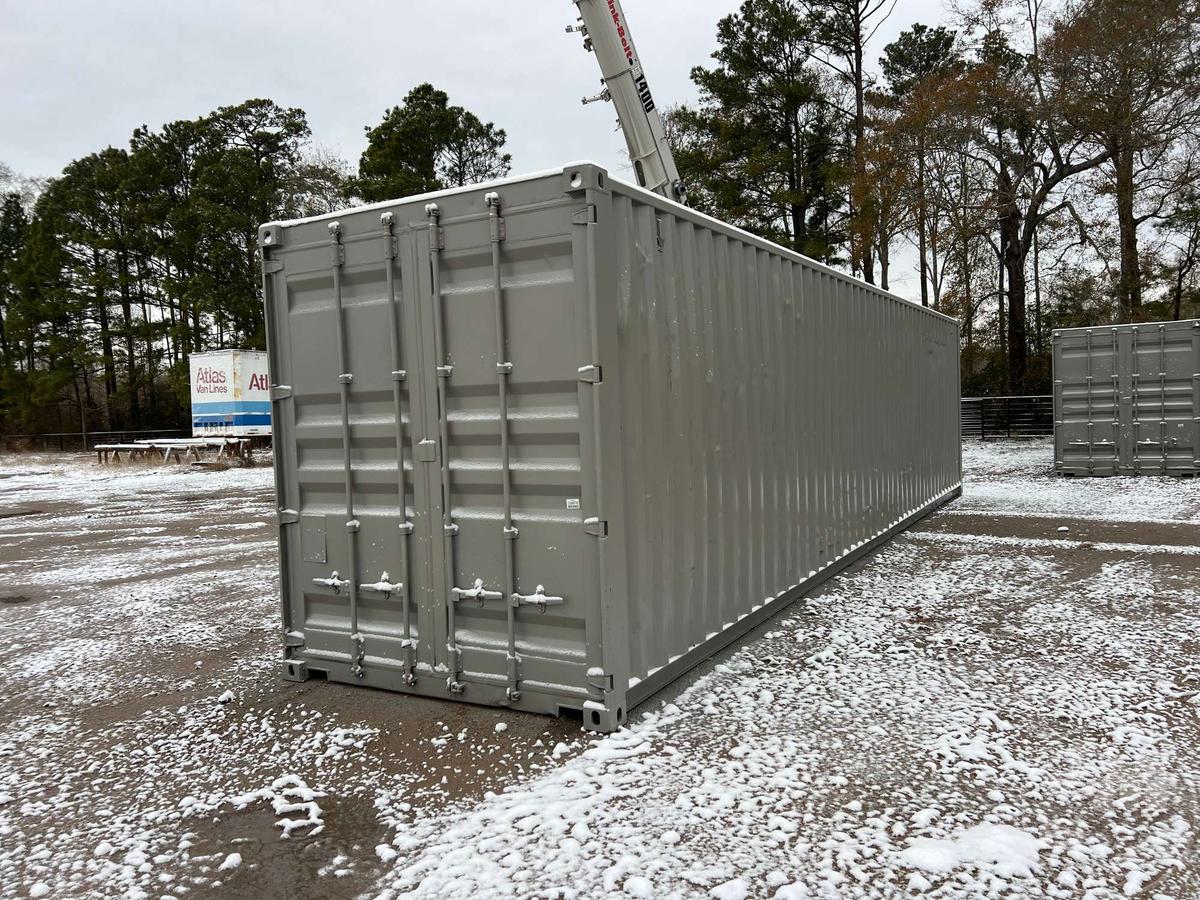40' CONTAINER