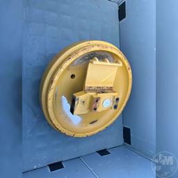 CATERPILLAR D5C 9Y9065 IDLER
