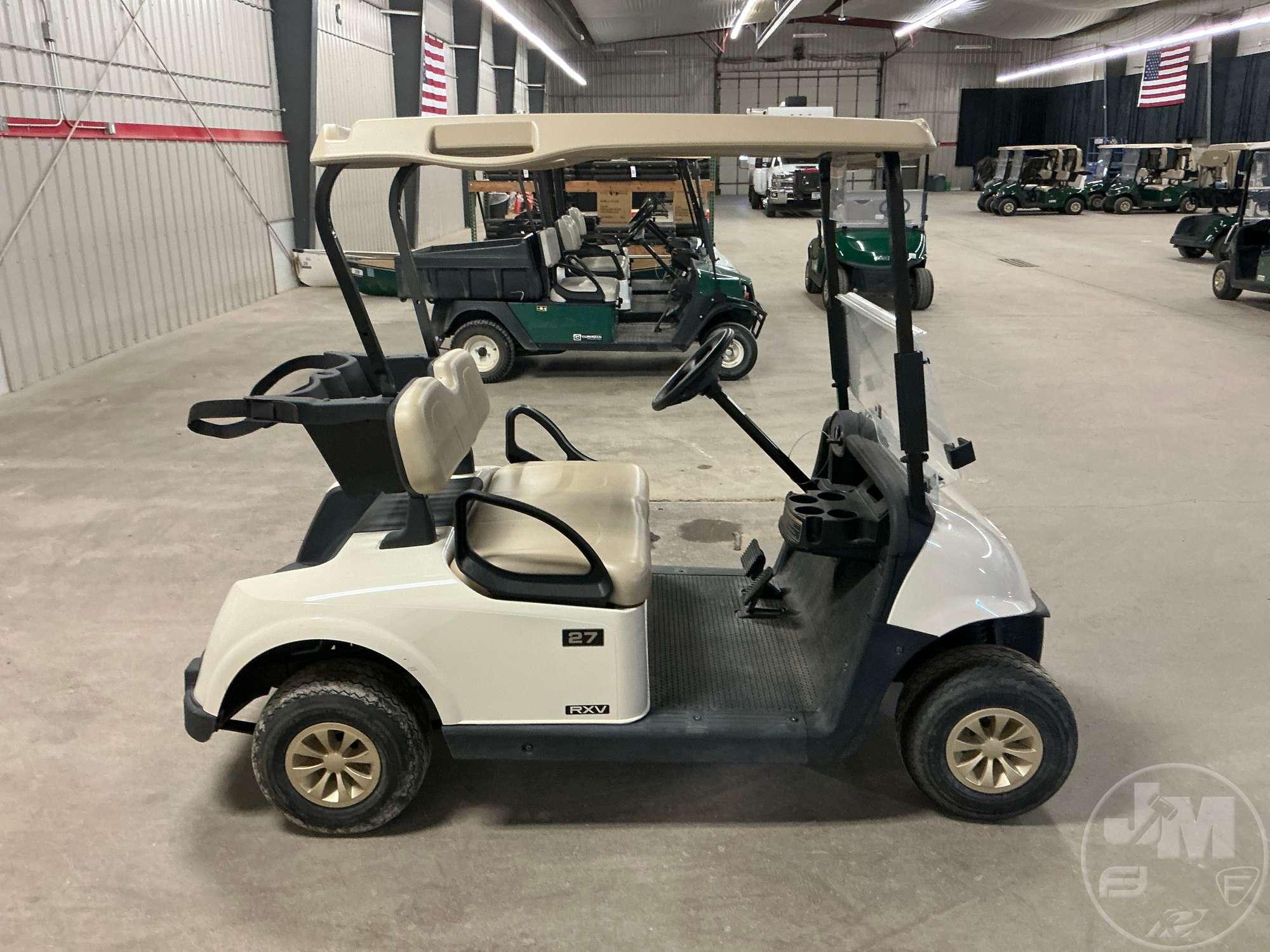 2019 EZ GO RXV 5505996