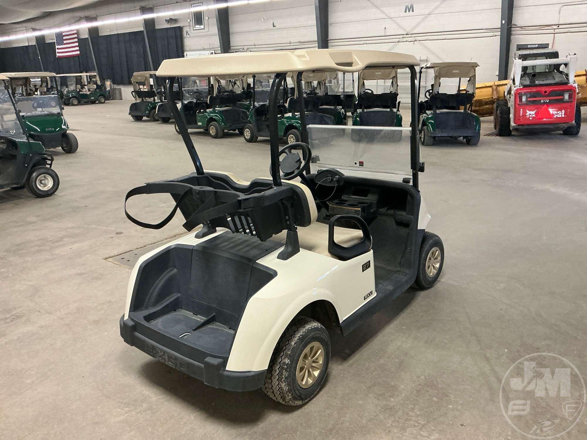 2019 EZ GO RXV 5505996
