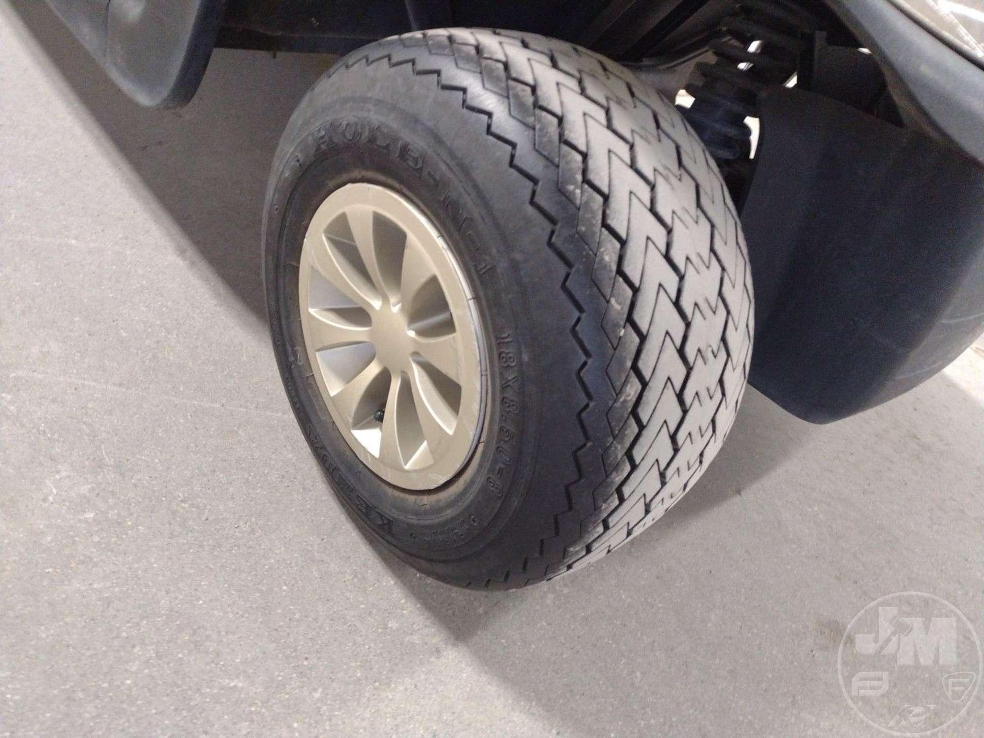 2018 EZ GO RXV 5476161