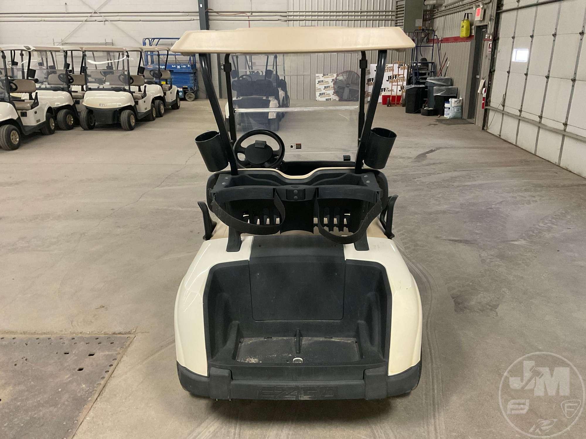 2018 EZ GO RXV 5470987