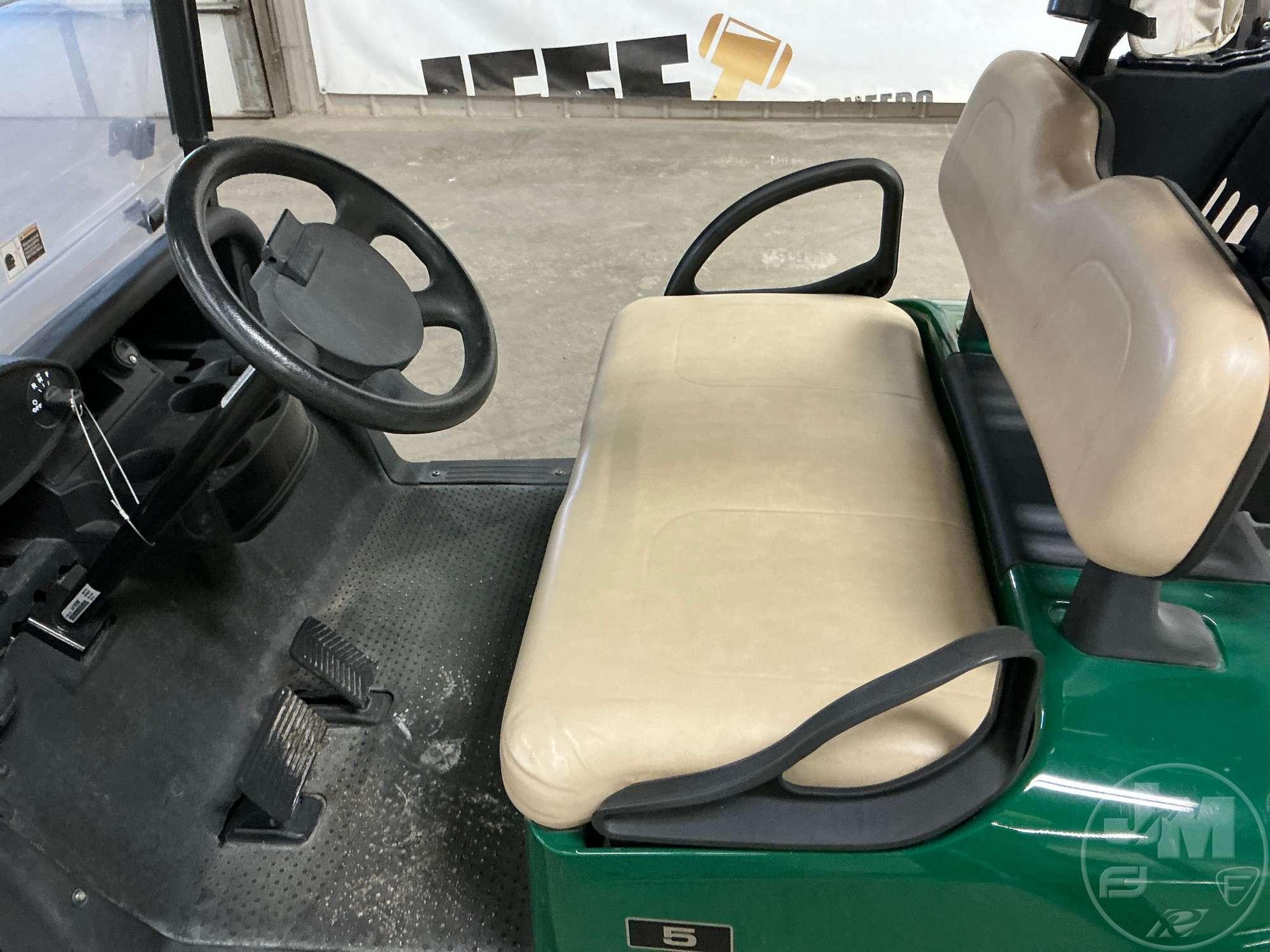 2018 EZ GO RXV 5470286
