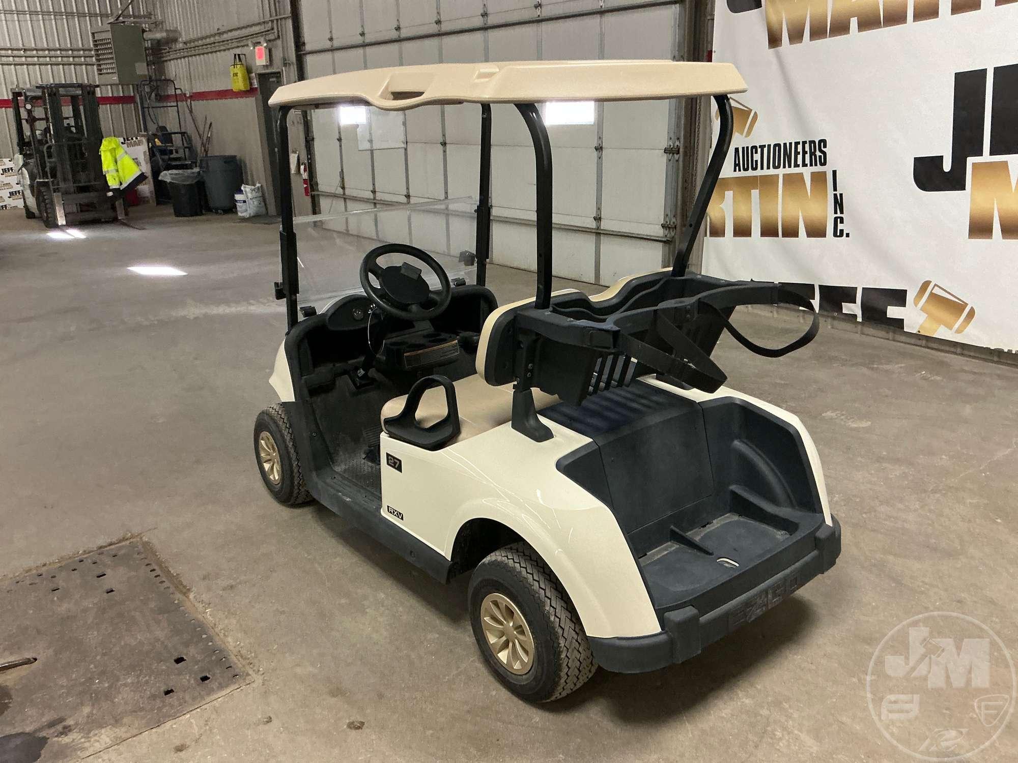 2019 EZ GO RXV 5505996