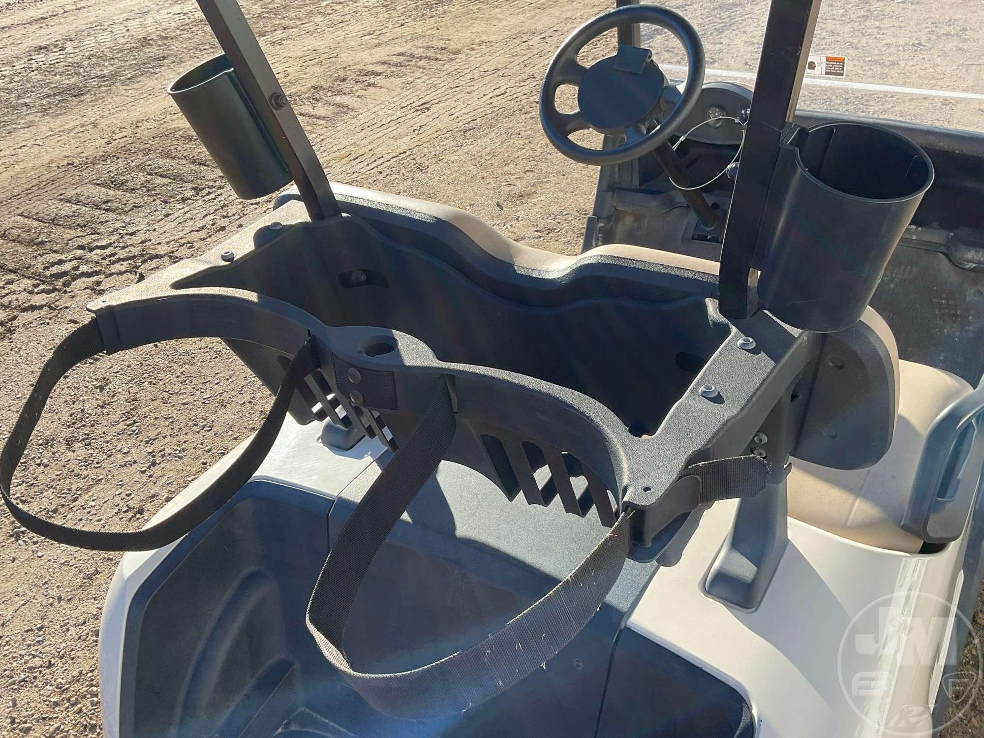 2019 EZ GO RXV 5506173