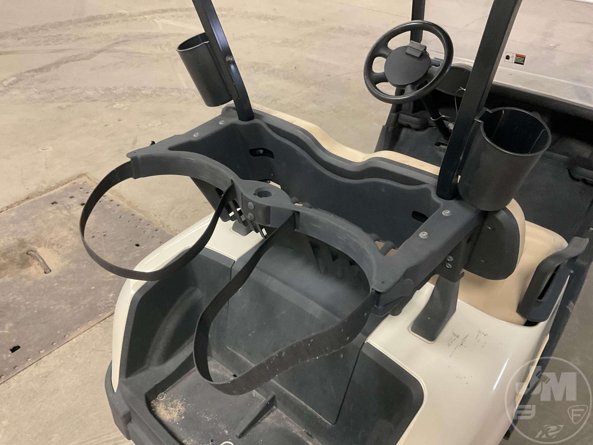 2018 EZ GO RXV 5470987