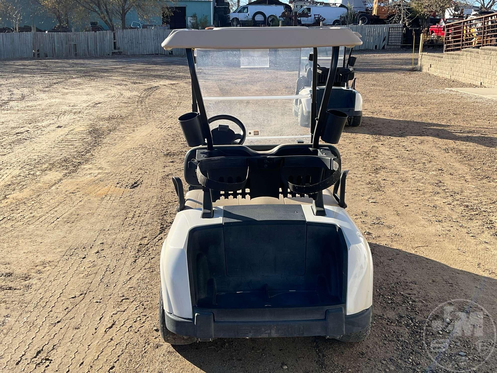 2018 EZ GO RXV 5470986