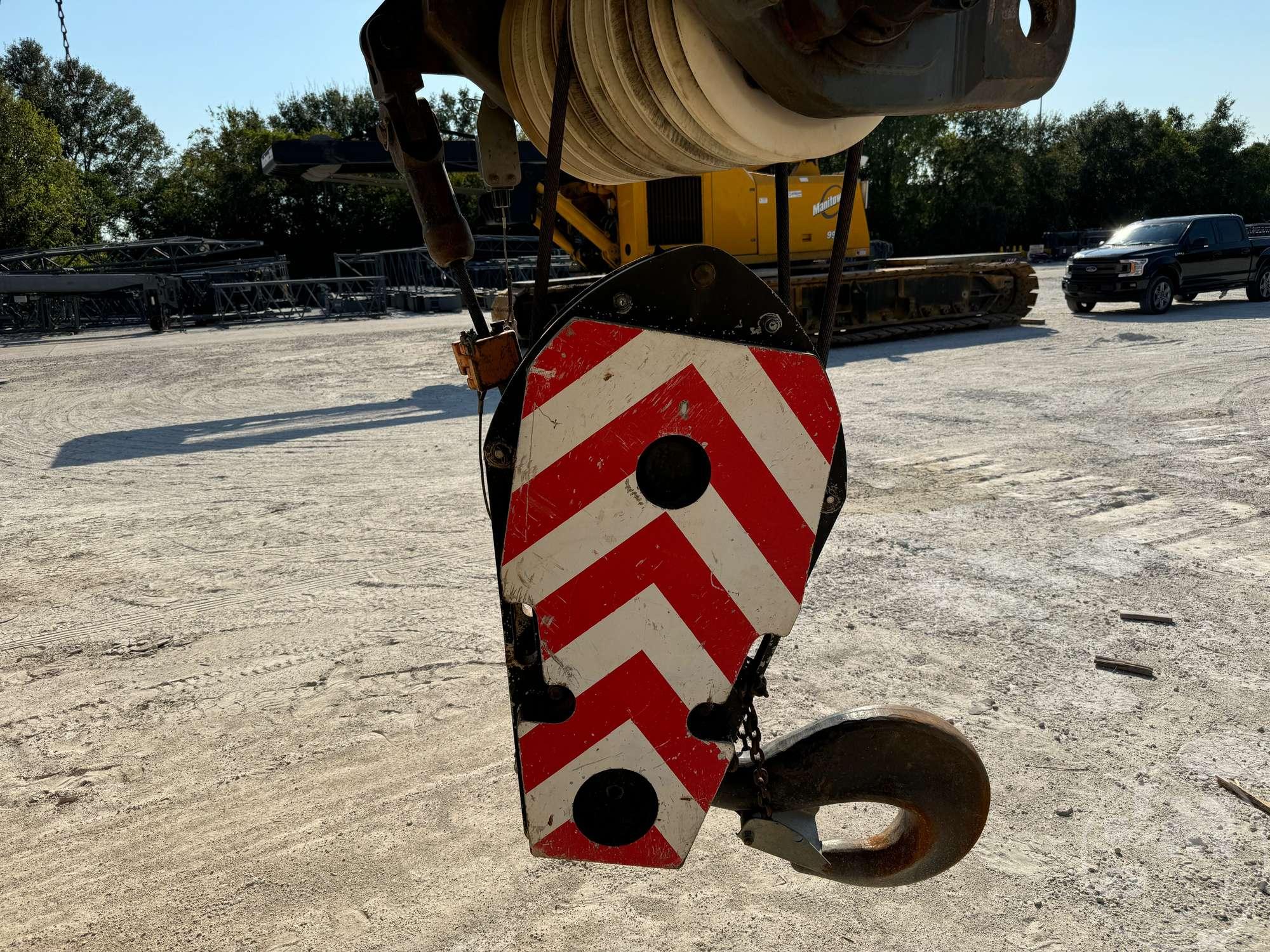 2013 GROVE GMK6400 ALL TERRAIN CRANE SN: 6400-2038