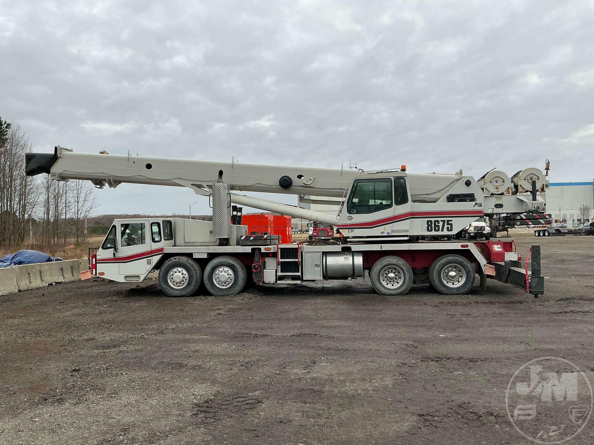2009 LINK-BELT HTC8675 SERIES II ALL TERRAIN CRANE SN: P9J9-1015