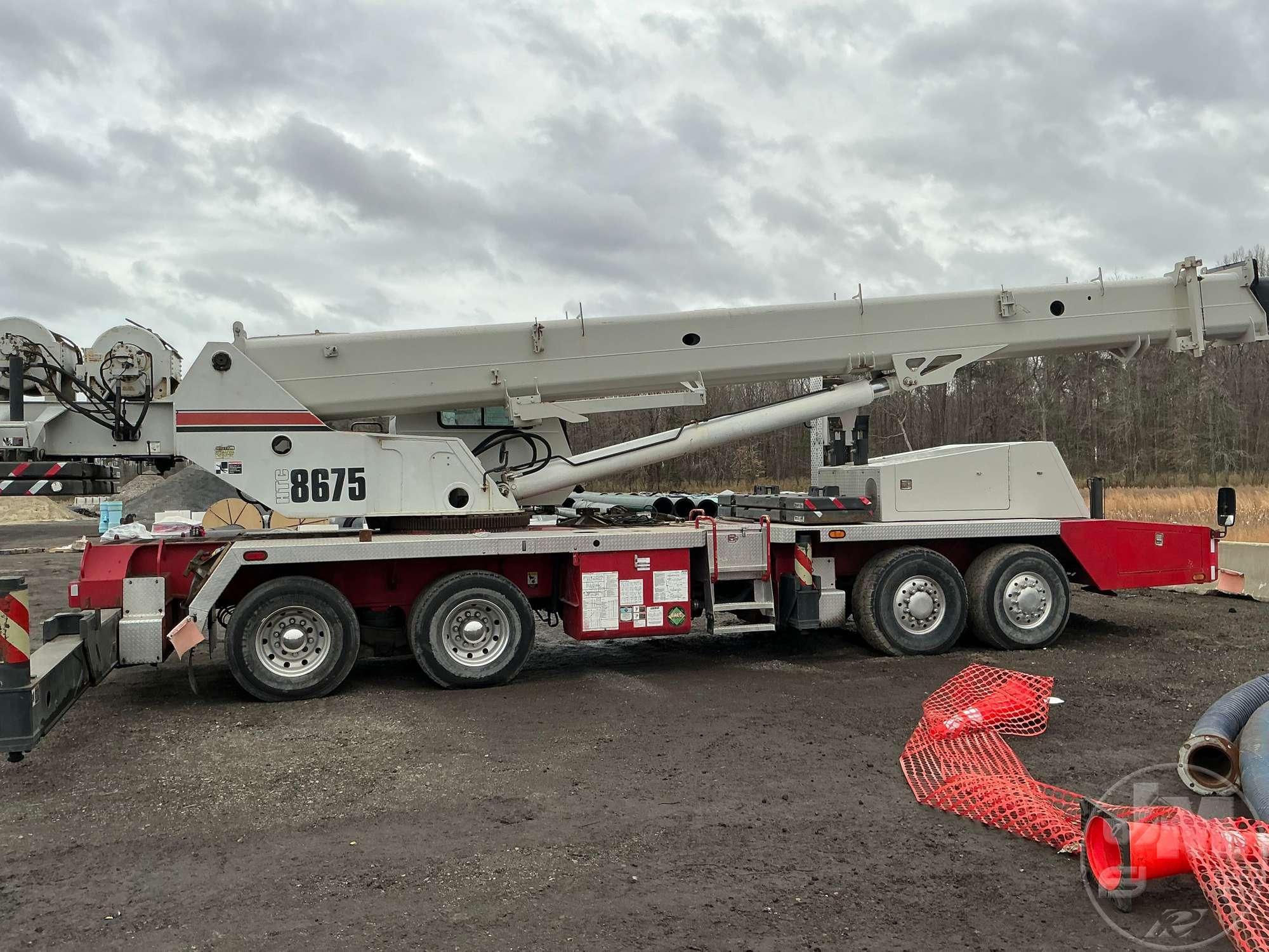 2009 LINK-BELT HTC8675 SERIES II ALL TERRAIN CRANE SN: P9J9-1015