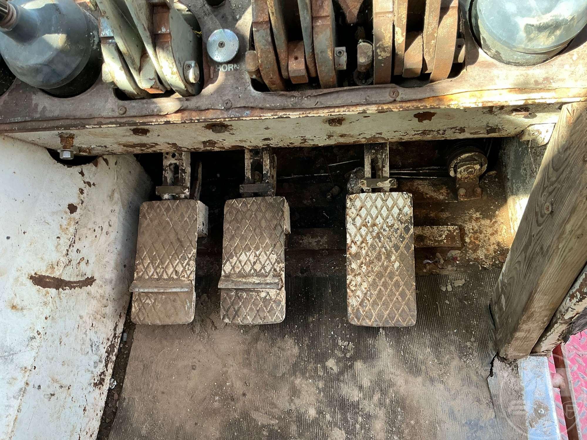 1973 MANITOWOC 4100 W VICON SERIES II CRAWLER CRANE SN: 41253