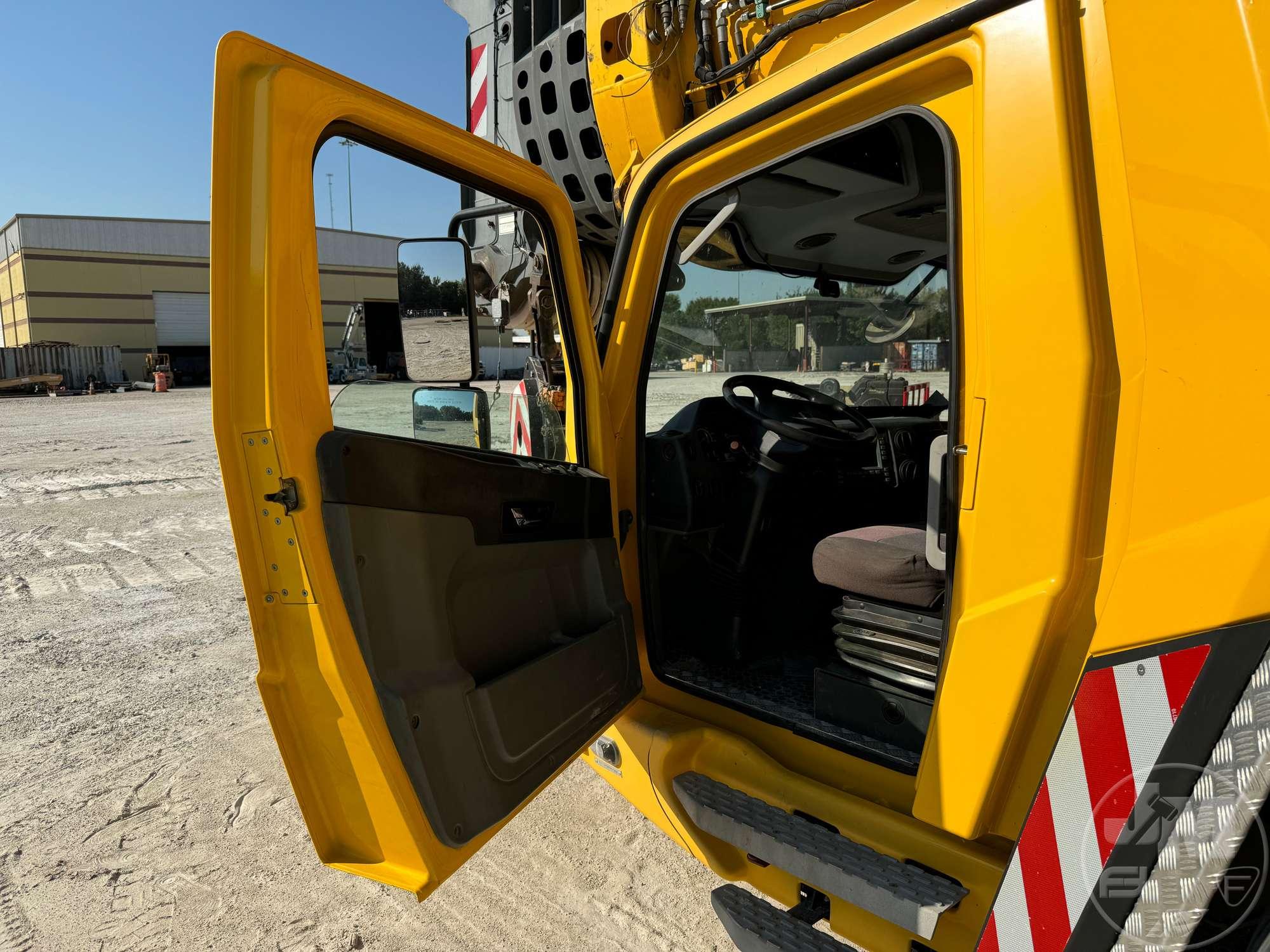 2013 GROVE GMK6400 ALL TERRAIN CRANE SN: 6400-2038