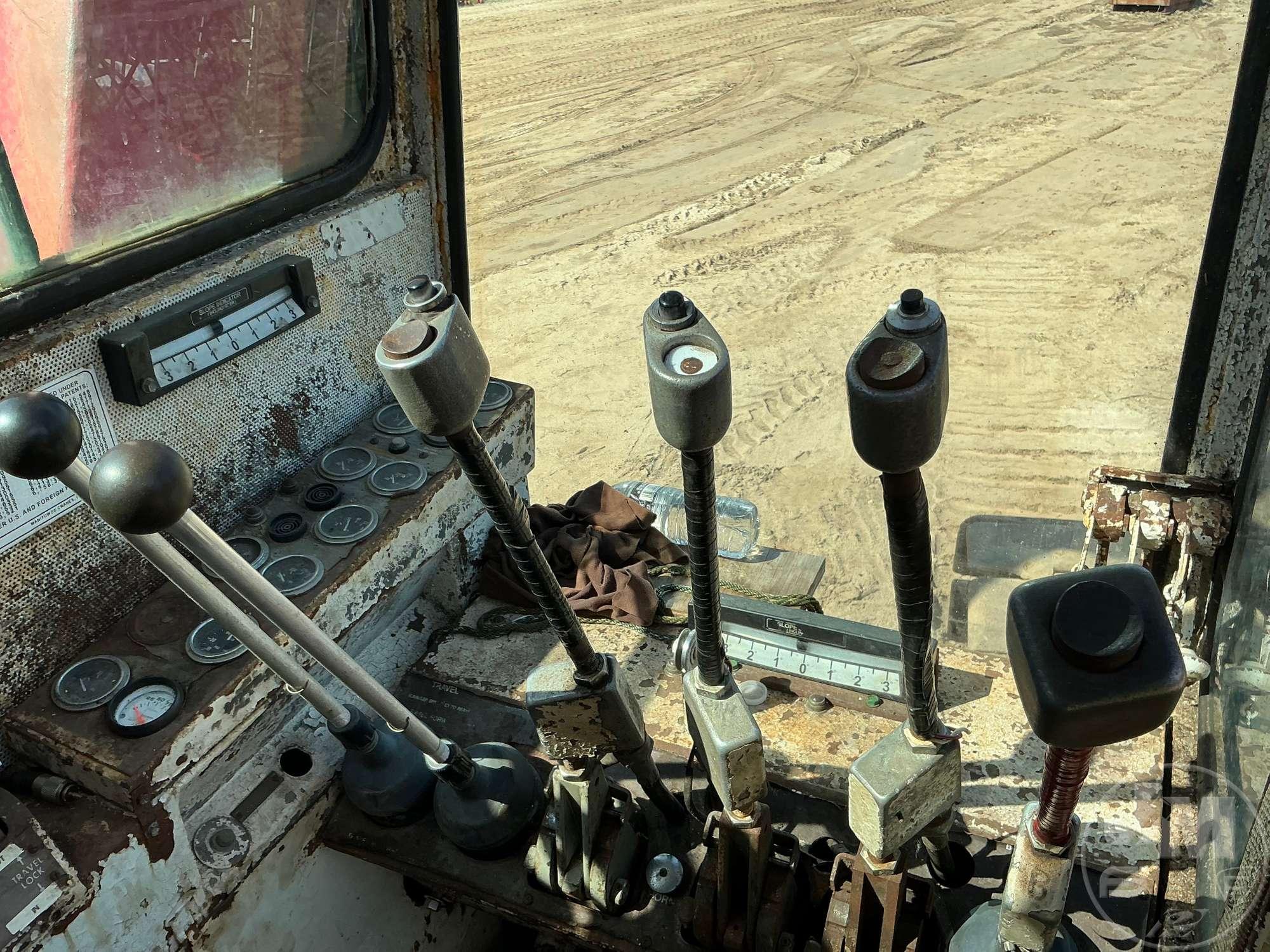 1973 MANITOWOC 4100 W VICON SERIES II CRAWLER CRANE SN: 41253