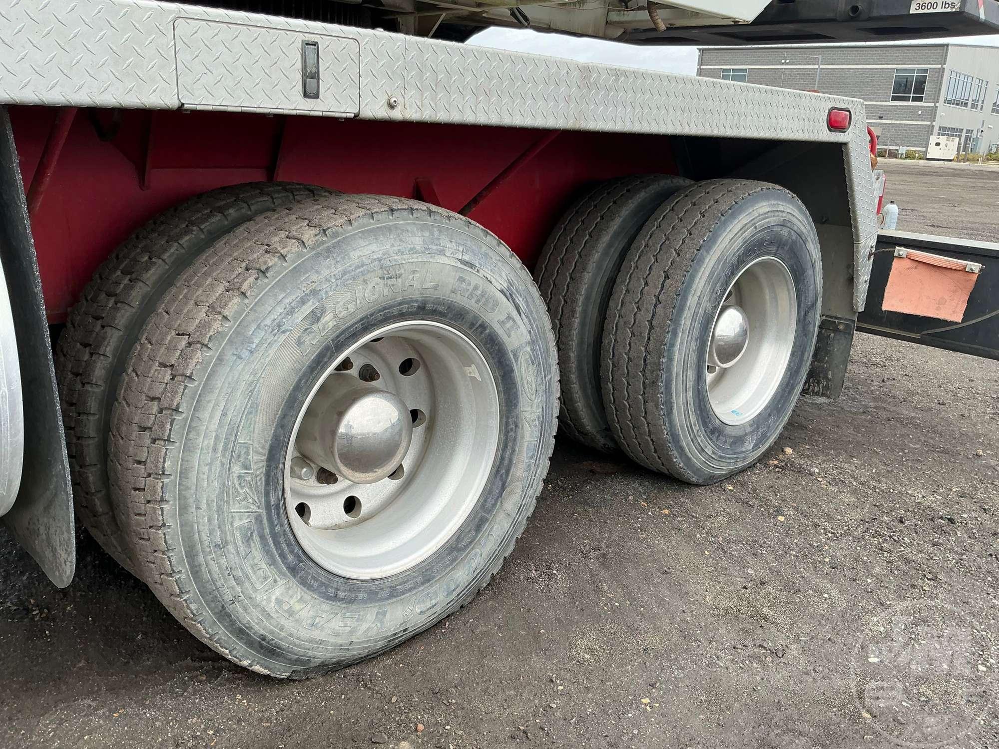 2009 LINK-BELT HTC8675 SERIES II ALL TERRAIN CRANE SN: P9J9-1015