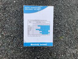 UNUSED/NEW AUTO DARKENING WELDING HELMET