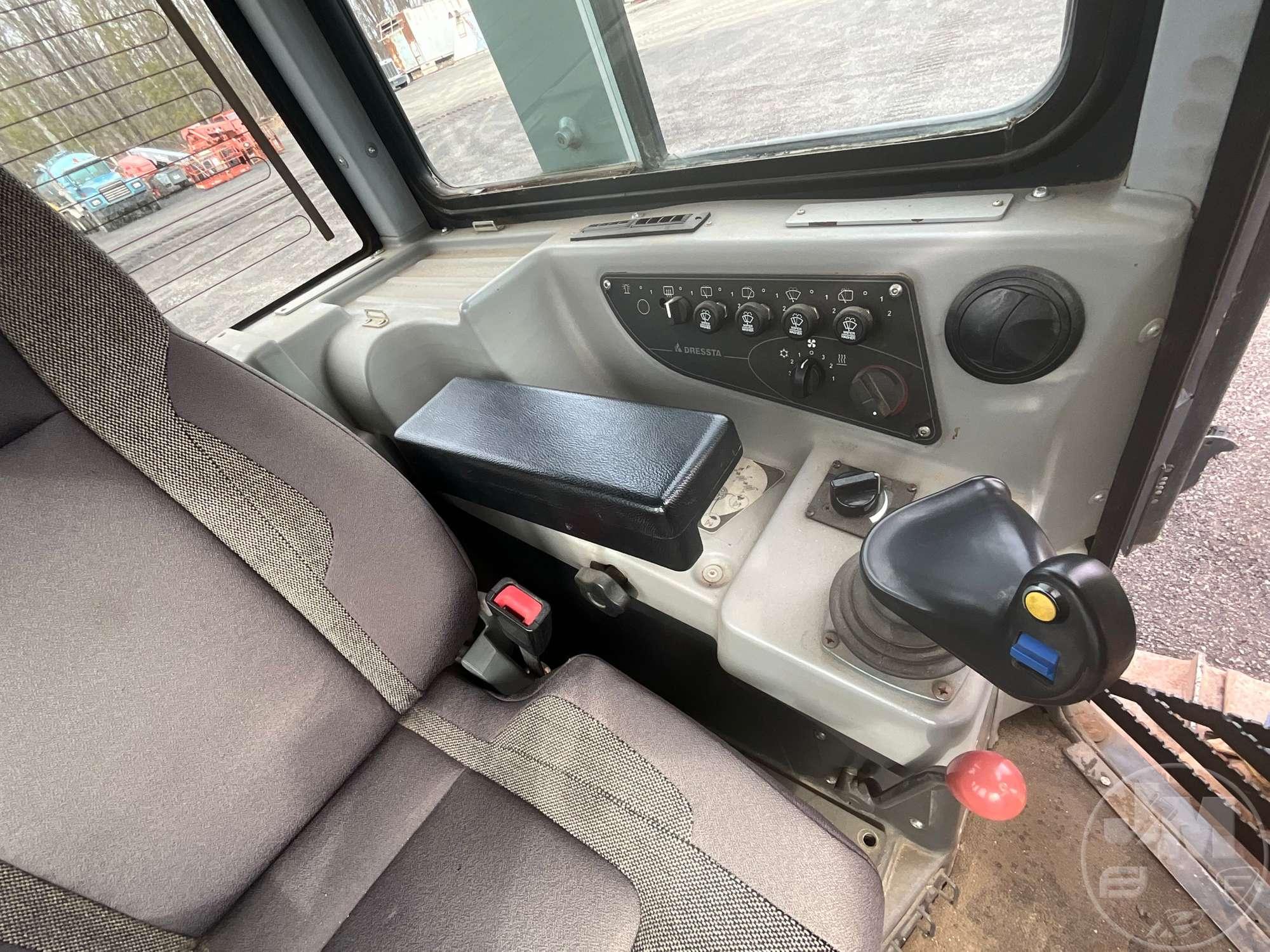 2019 DRESSTA TD8S CRAWLER TRACTOR SN: D5595