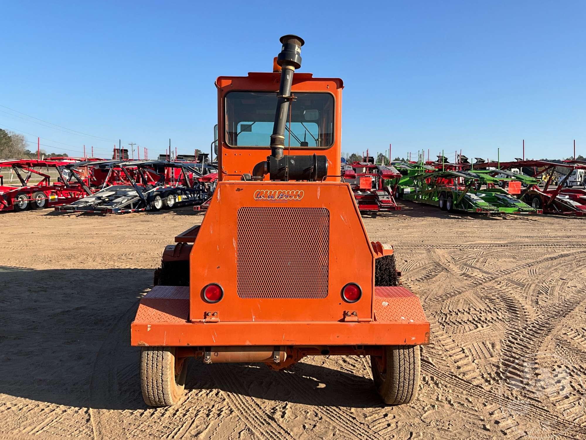 2016 BROCE CRT350 SN: 409927 BROOM TRACTOR