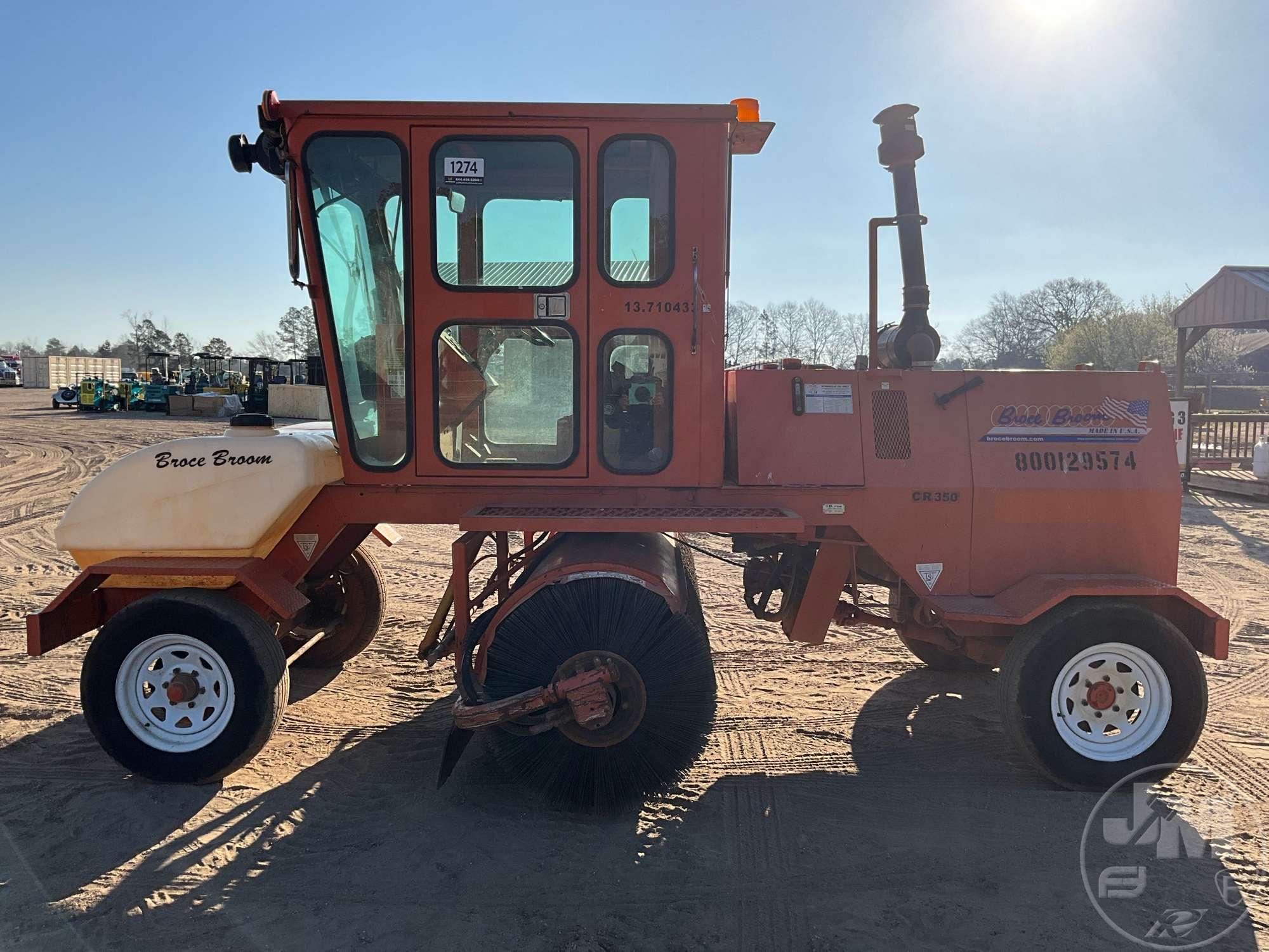 2016 BROCE CRT350 SN: 409927 BROOM TRACTOR
