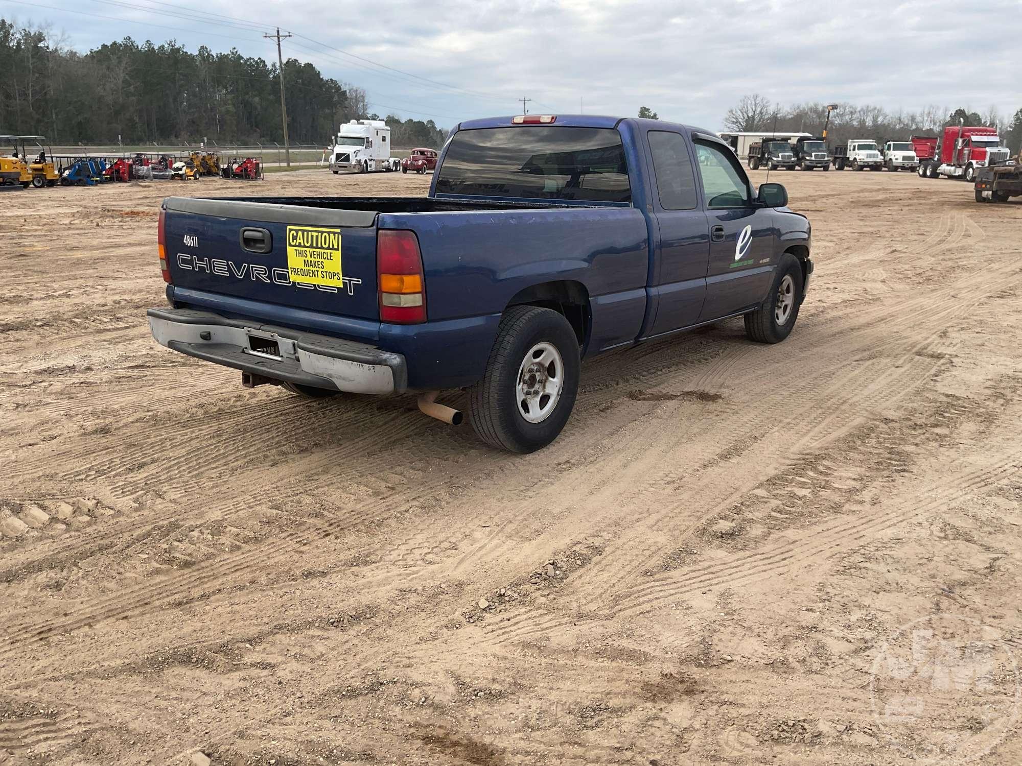 2000 CHEVROLET SILVERADO 1500 EXTENDED CAB 4X2 PICKUP VIN: 2GCEC19V3Y1360767
