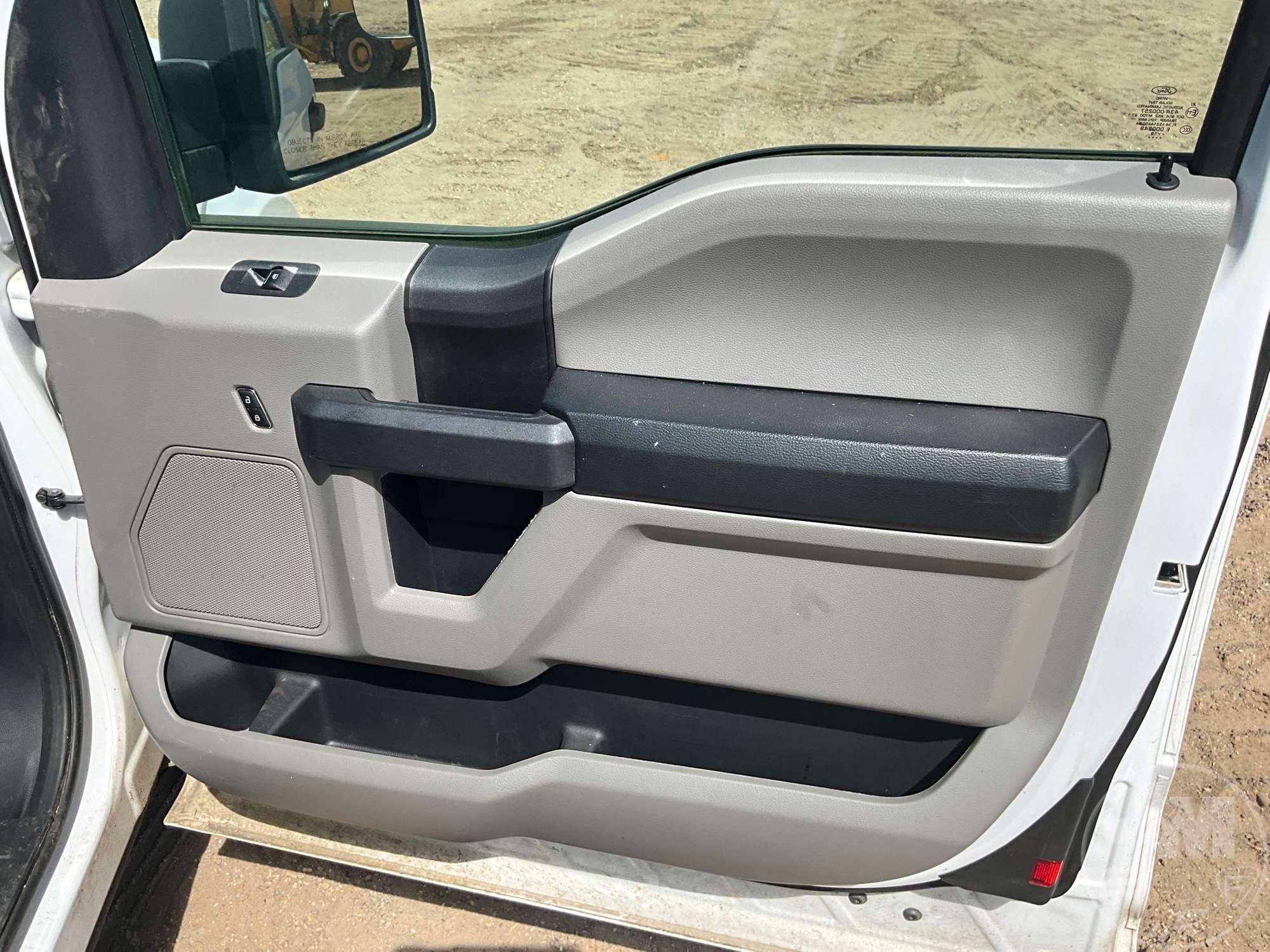 2019 FORD F-150 XL EXTENDED CAB 4X2 PICKUP VIN: 1FTEX1C55KKD85058