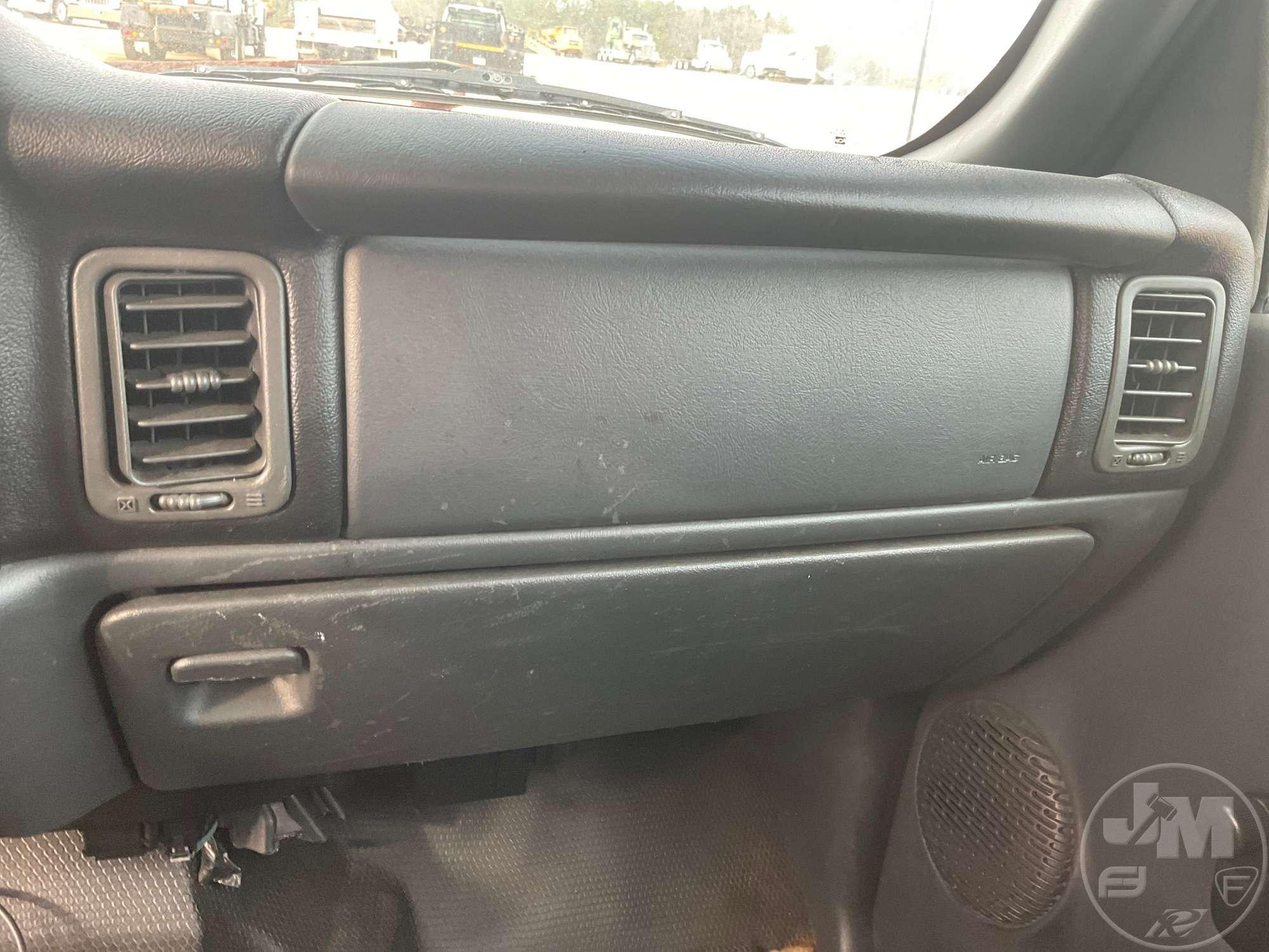 2000 CHEVROLET SILVERADO 1500 EXTENDED CAB 4X2 PICKUP VIN: 2GCEC19V3Y1360767