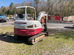 2015 TAKEUCHI TB240 MINI EXCAVATOR SN: 124000552