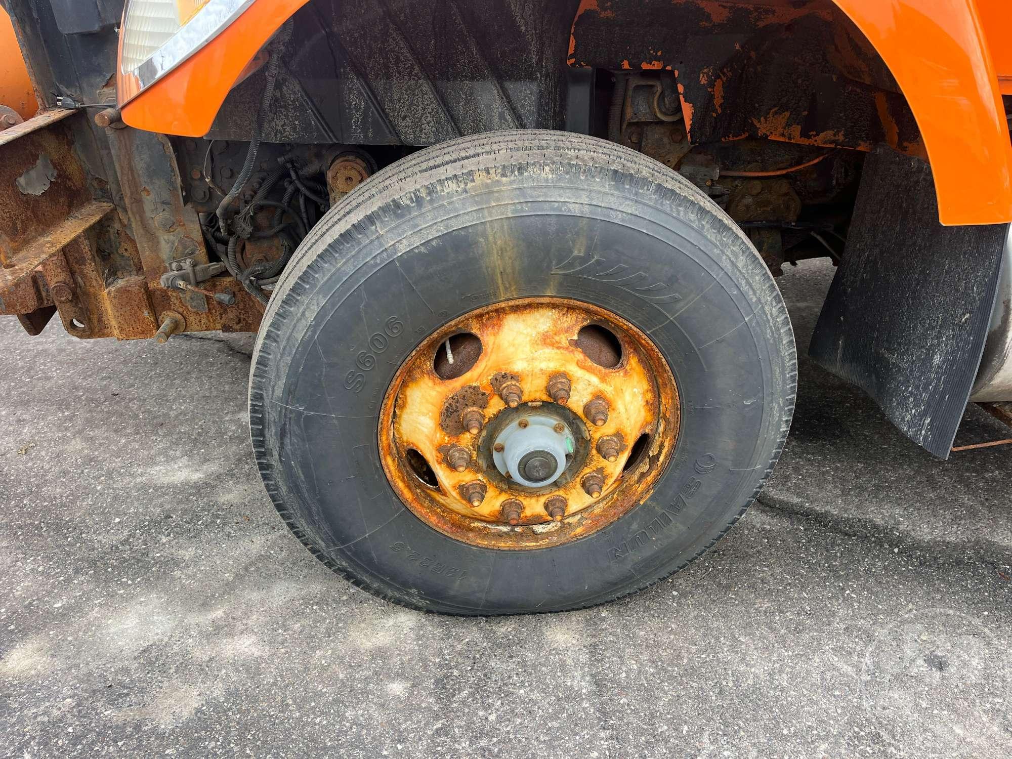 2006 INTERNATIONAL 7500 4X2 SINGLE AXLE DUMP TRUCK VIN: 1HTWLAZRX6J344725