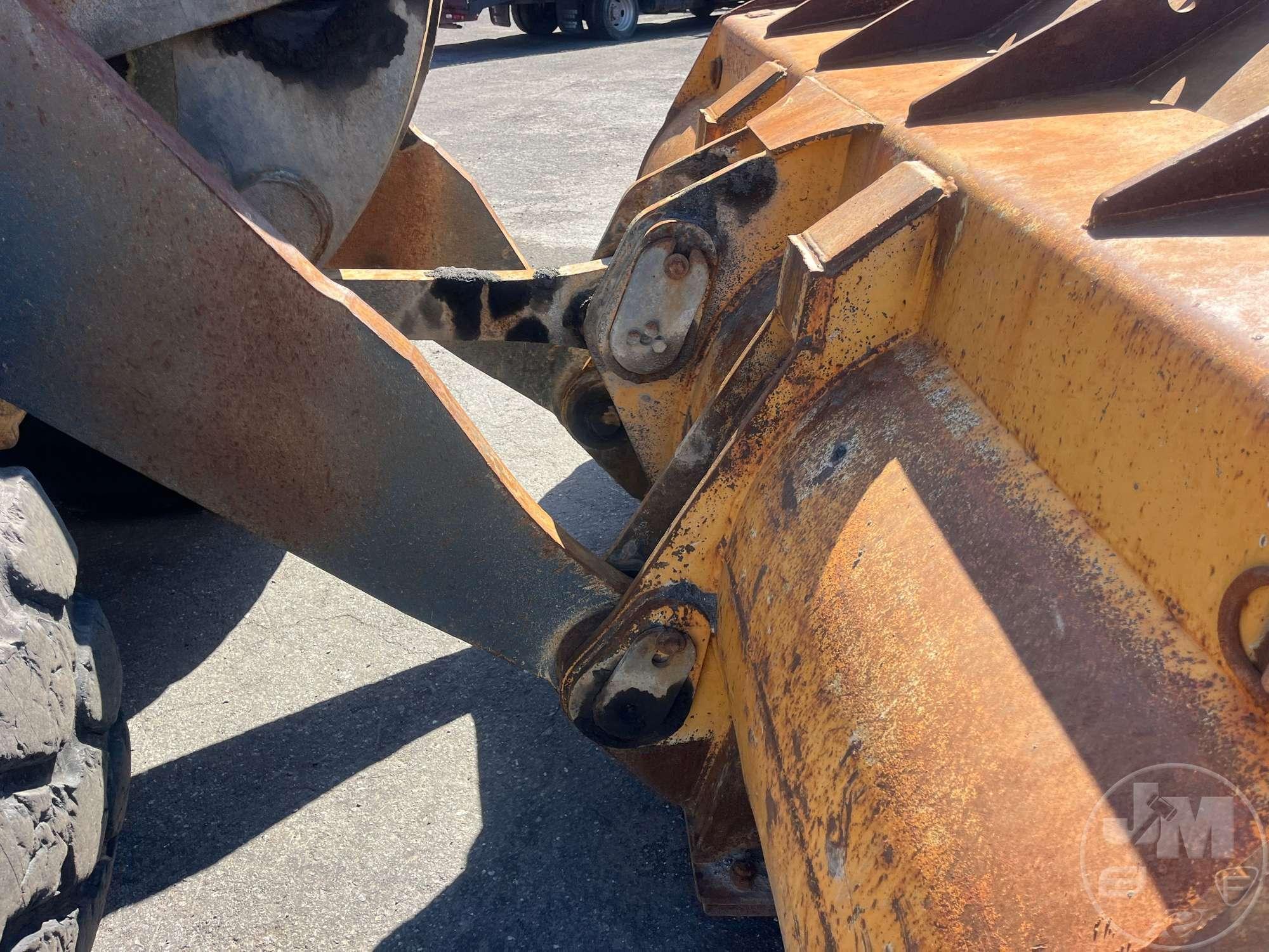 2010 DEERE 744K WHEEL LOADER SN: 628769