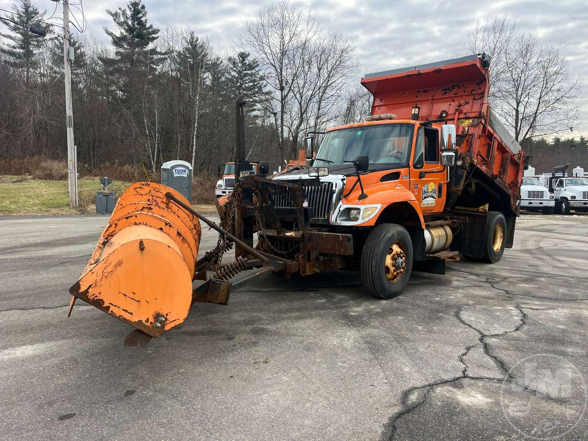 2006 INTERNATIONAL 7500 4X2 SINGLE AXLE DUMP TRUCK VIN: 1HTWLAZRX6J344725