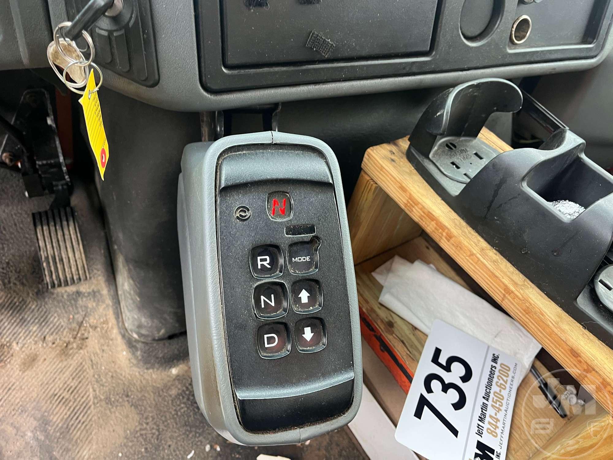 2006 INTERNATIONAL 7500 4X2 SINGLE AXLE DUMP TRUCK VIN: 1HTWLAZRX6J344725