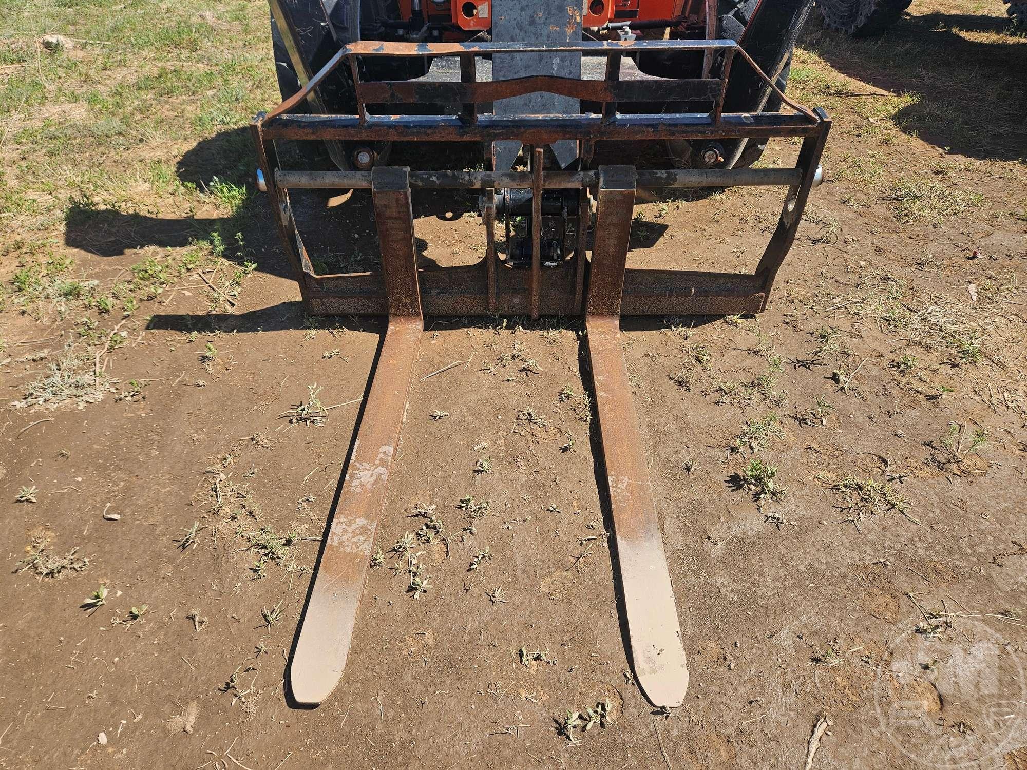2018 JLG 10054 10000 LB TELESCOPIC FORKLIFT SN: 0160091147