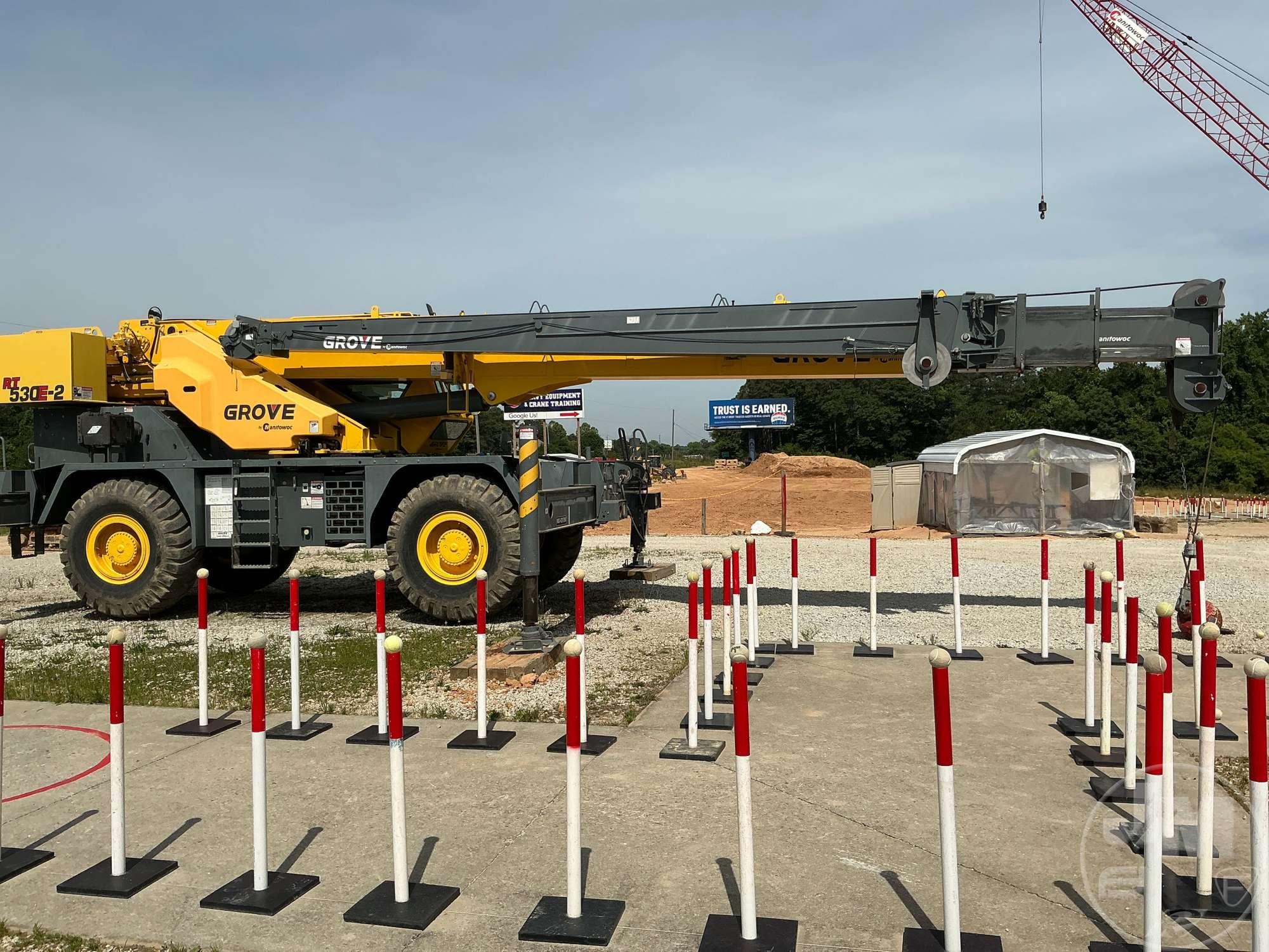 2016 GROVE 530E-2 ROUGH TERRAIN CRANE SN: 235748
