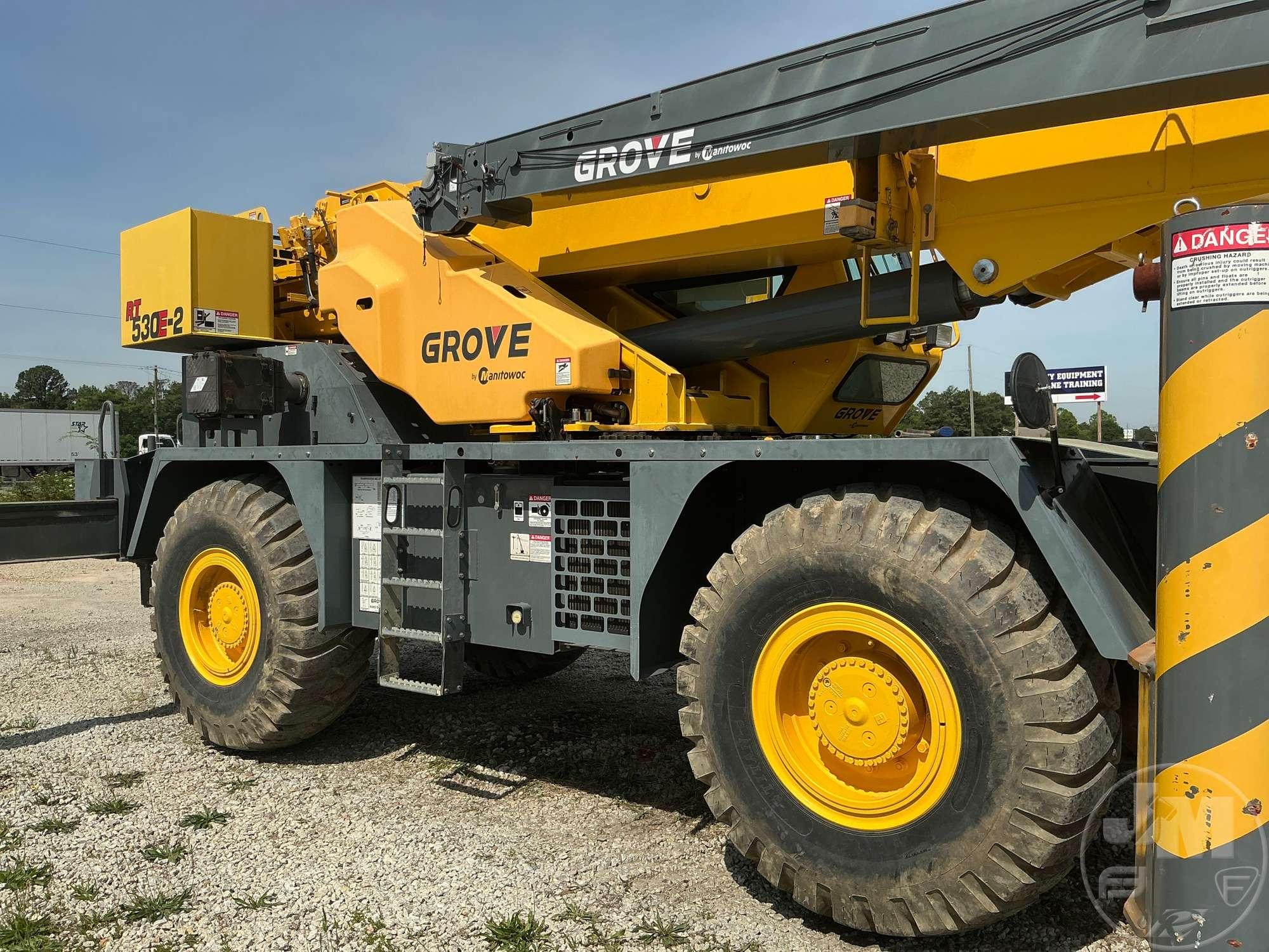 2016 GROVE 530E-2 ROUGH TERRAIN CRANE SN: 235748