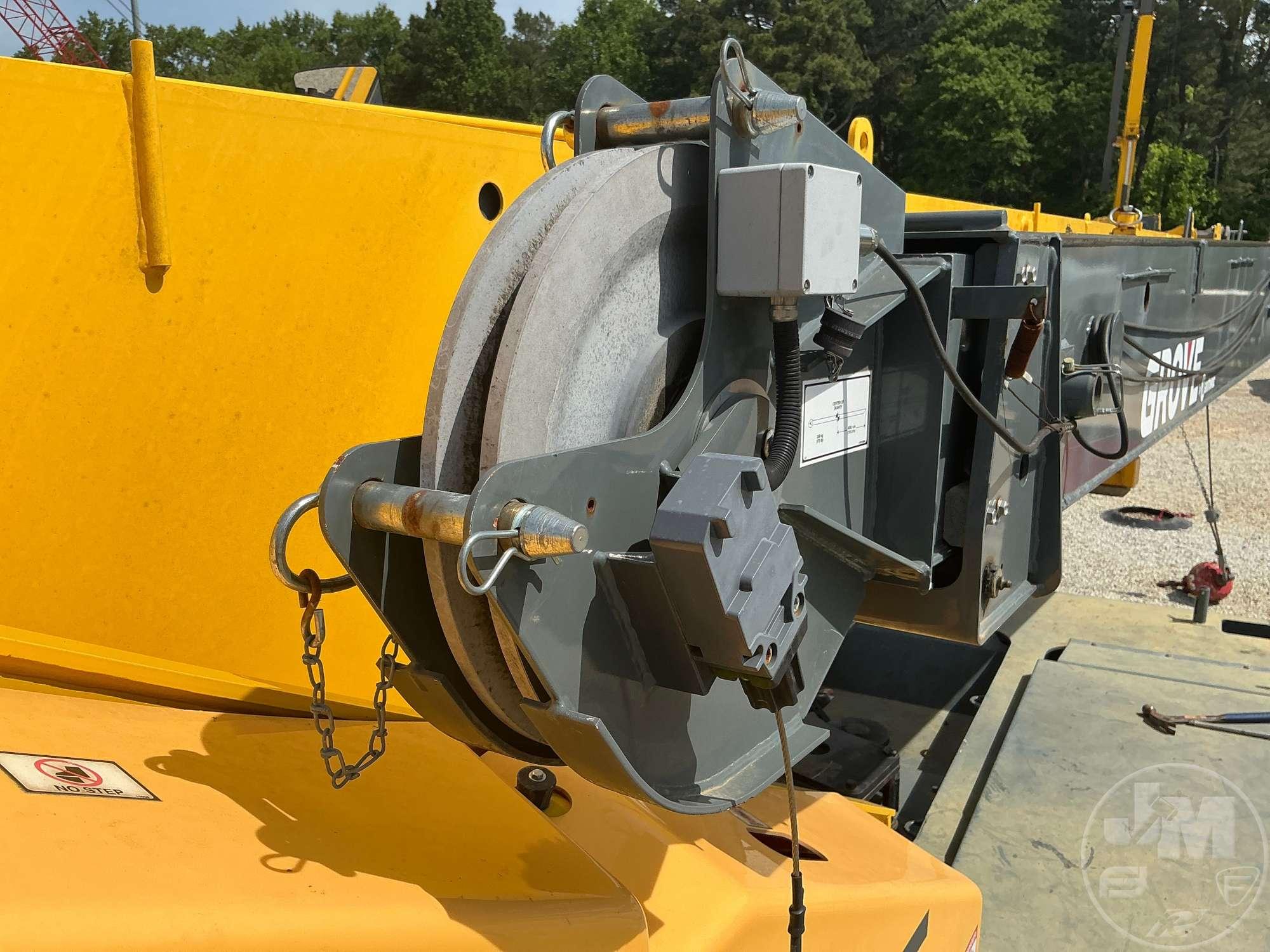 2016 GROVE 530E-2 ROUGH TERRAIN CRANE SN: 235748