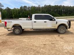 2017 FORD F-350 XL CREW CAB 4X4 PICKUP VIN: 1FT8W3BT5HEE58612