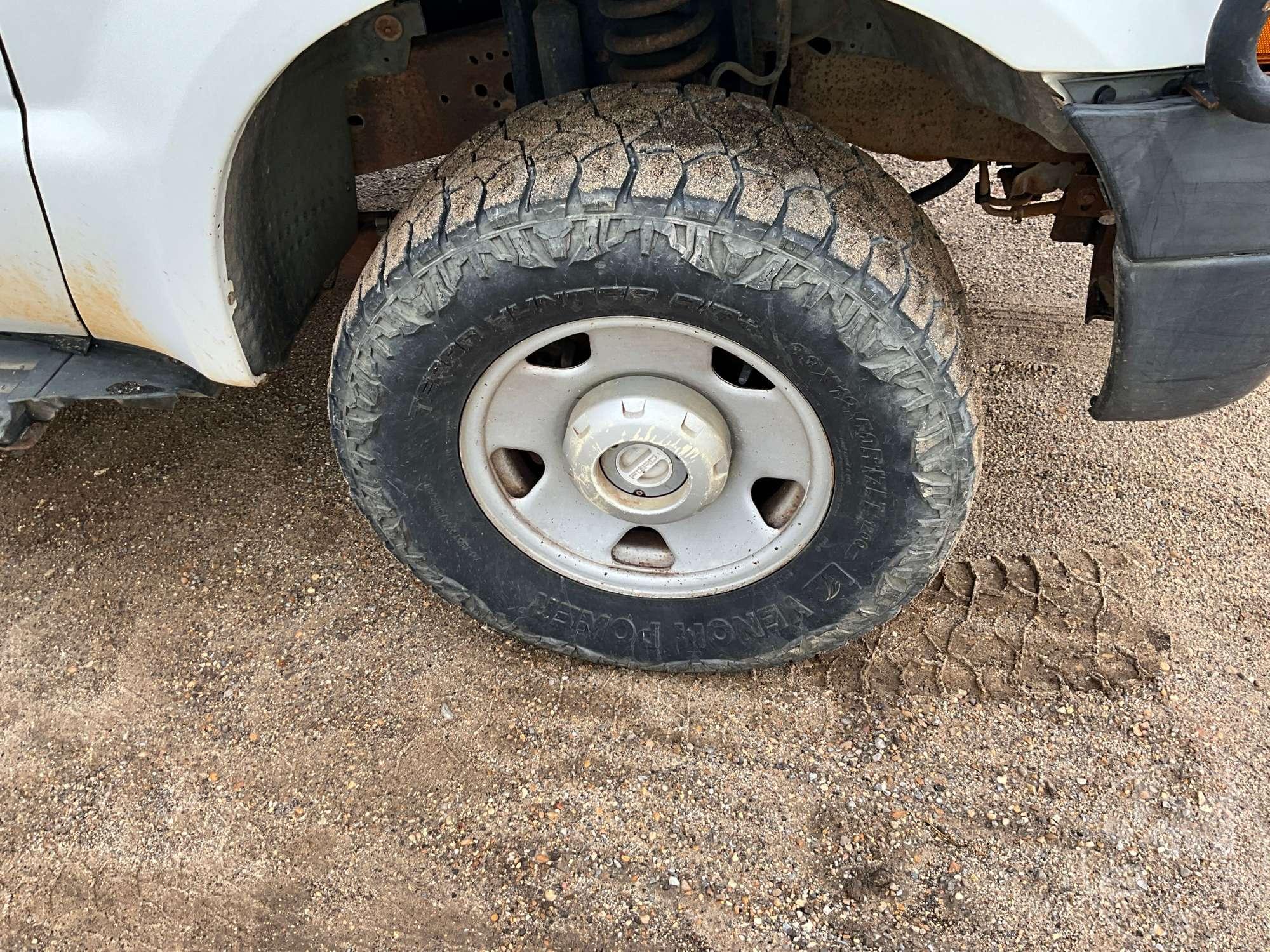 2007 FORD F-350 XL SUPER DUTY XL REGULAR CAB 4X4 PICKUP VIN: 1FTWW31P67EB11607