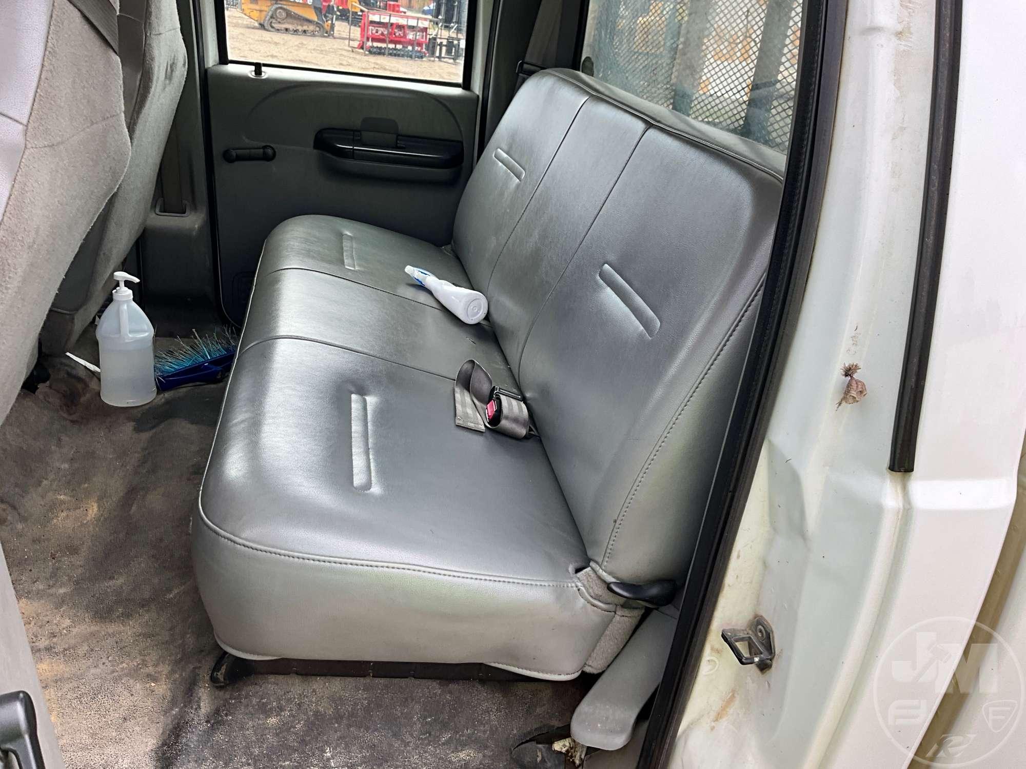2007 FORD F-350 XL SUPER DUTY XL REGULAR CAB 4X4 PICKUP VIN: 1FTWW31P67EB11607
