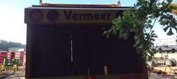 5400RB VERMEER ROUND BALER SN: 1VRV111D041003362