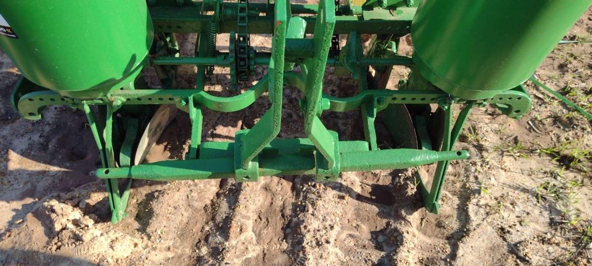 JOHN DEERE