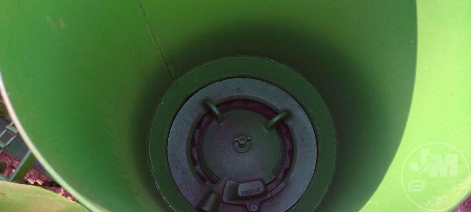 JOHN DEERE