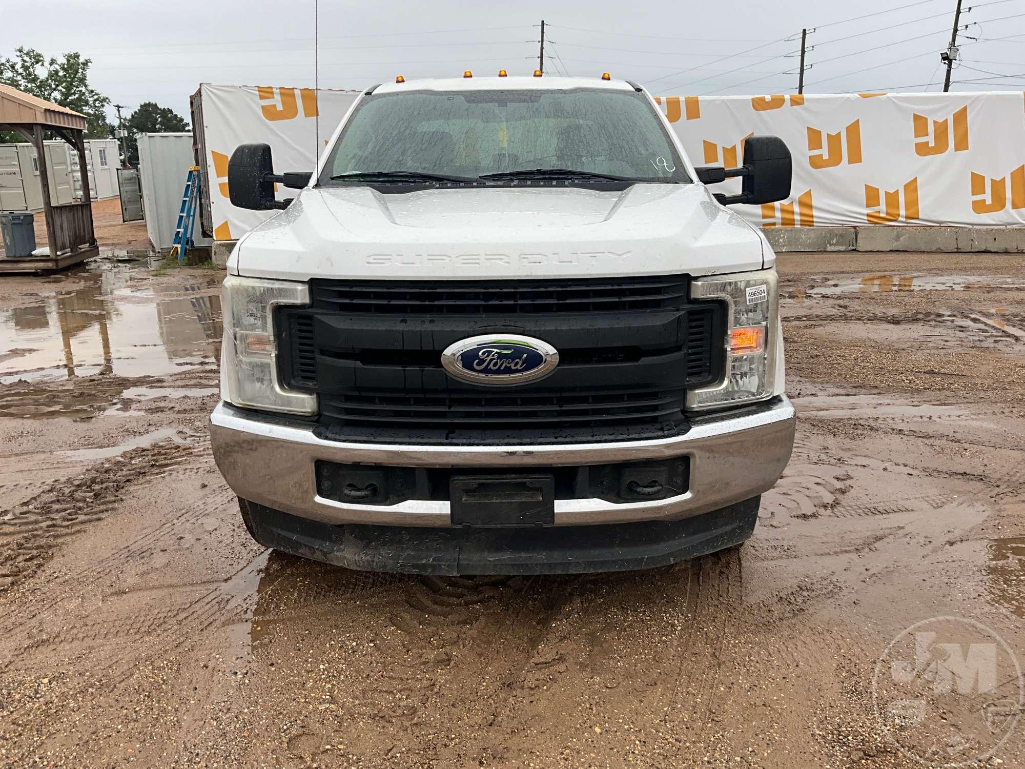 2018 FORD F-250 CREW CAB 4X4 PICKUP VIN: 1FT7W2BT4JEB04527