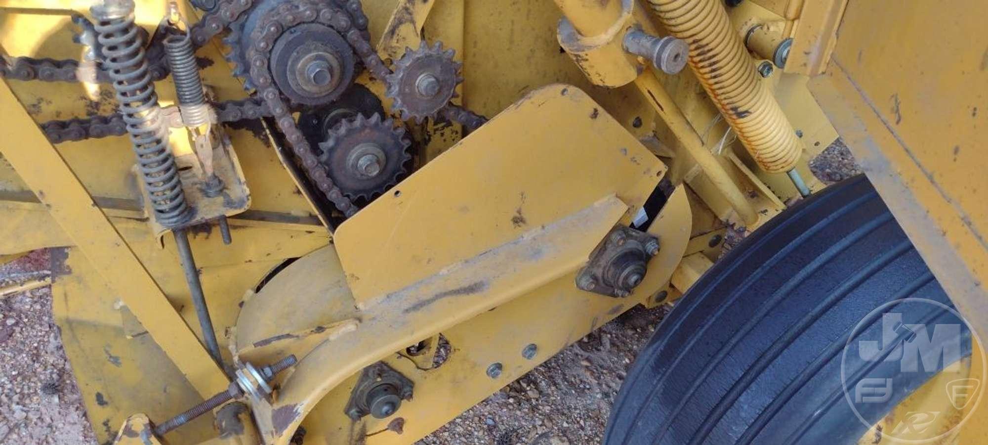 5400RB VERMEER ROUND BALER SN: 1VRV111D041003362