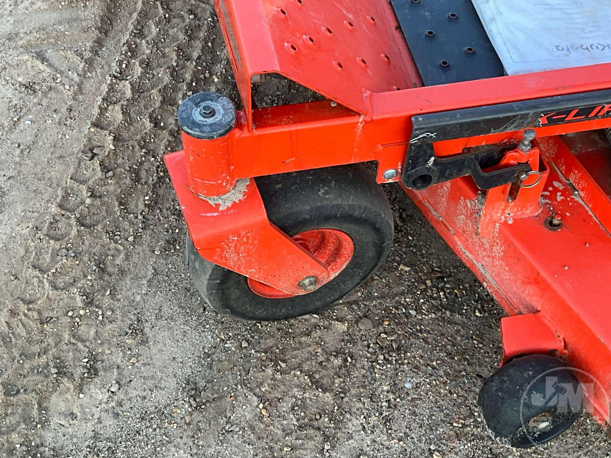 2017 KUBOTA Z121-48 ZERO TURN SN: 21170