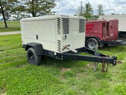 2015 DOOSAN 425 375 CFM PORTABLE AIR COMPRESSOR SN: 471901UGZF15