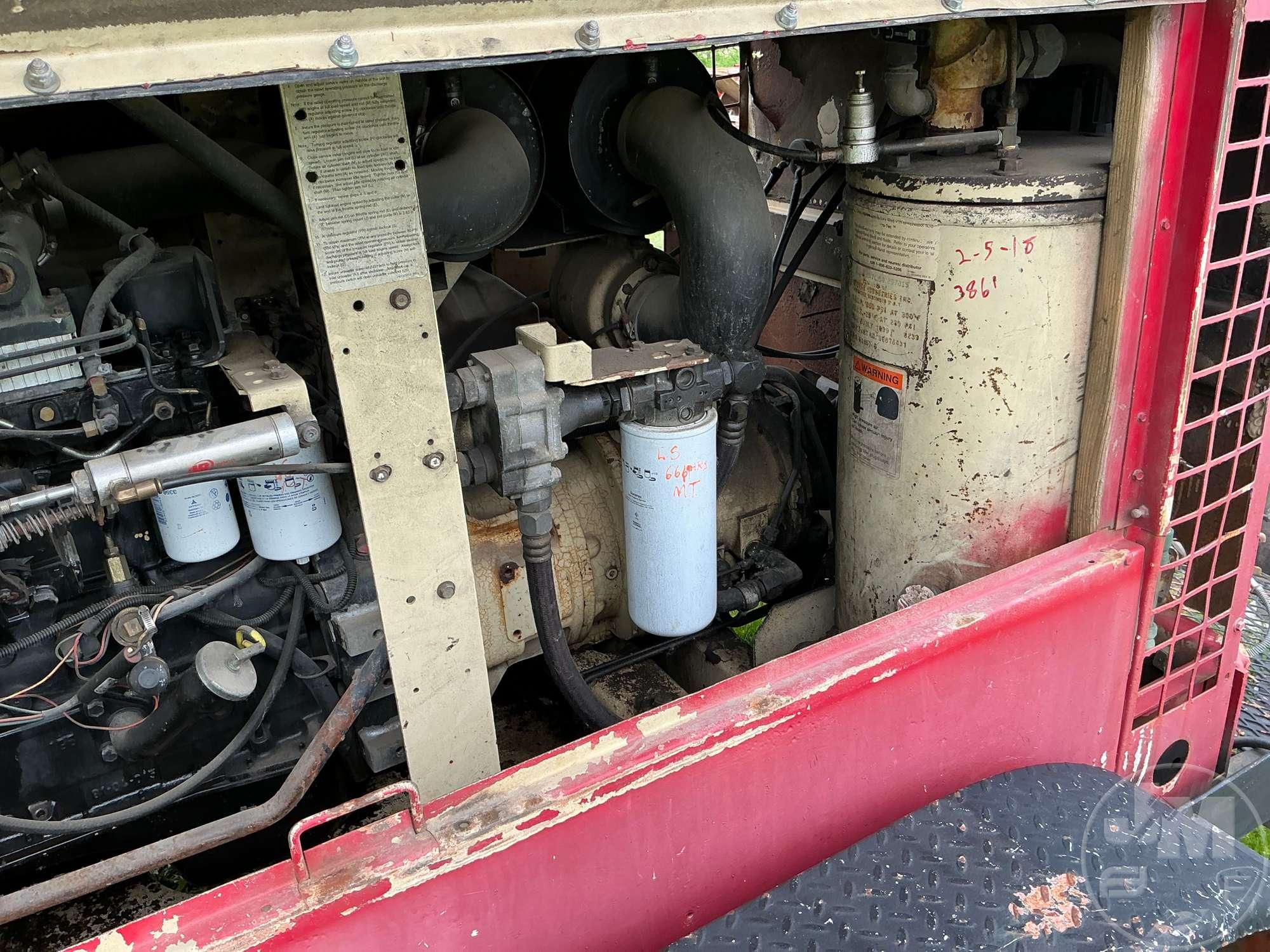 1999 I/R 375 PORTABLE AIR COMPRESSOR SN: 303037UFJ413